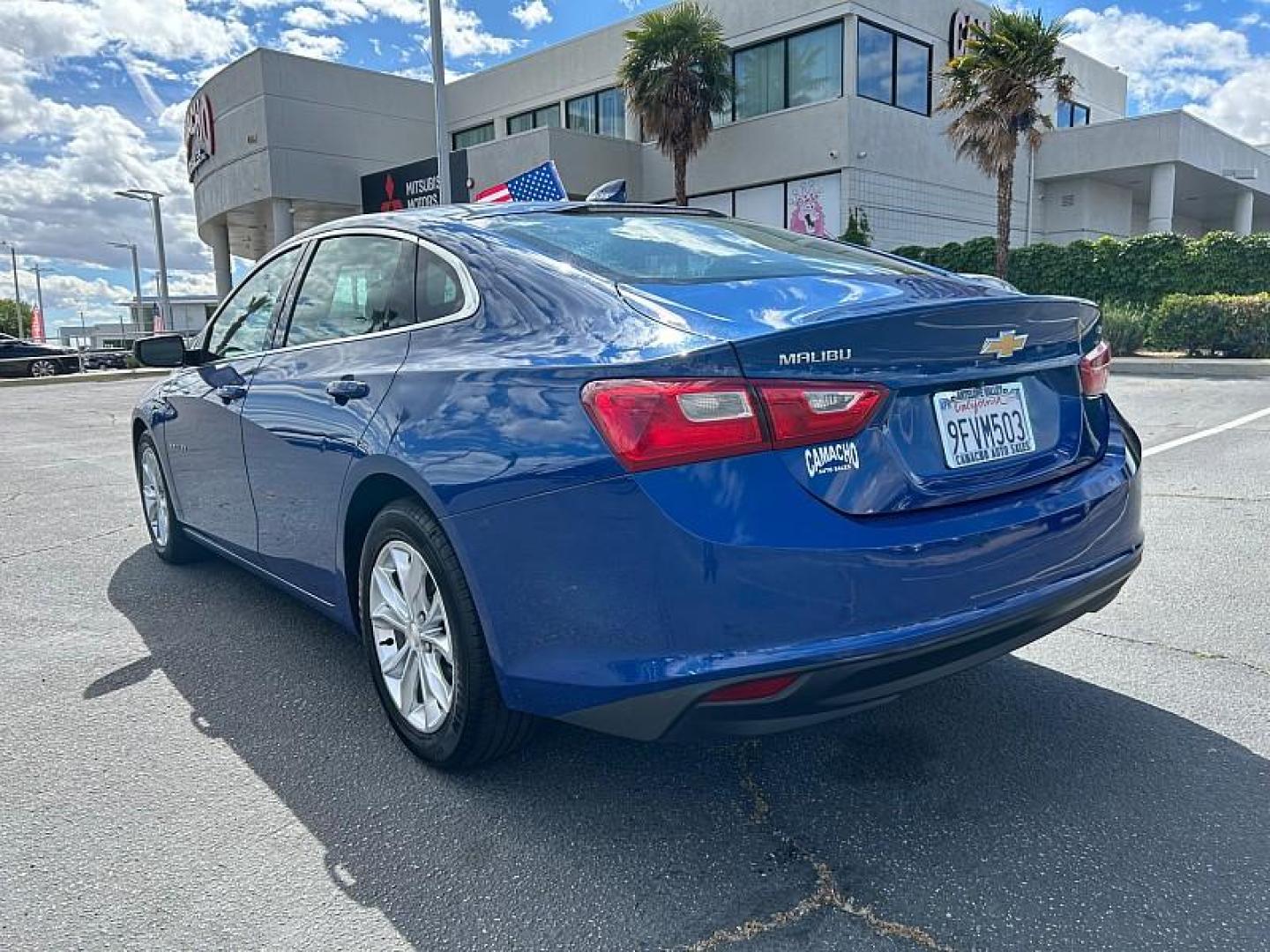 2023 BLUE Chevrolet Malibu (1G1ZD5ST0PF) with an 4-Cyl Turbo 1.5 Liter engine, Automatic CVT transmission, located at 412 Auto Vista Drive, Palmdale, 93551, (661) 945-0620, 34.592636, -118.136681 - Photo#5