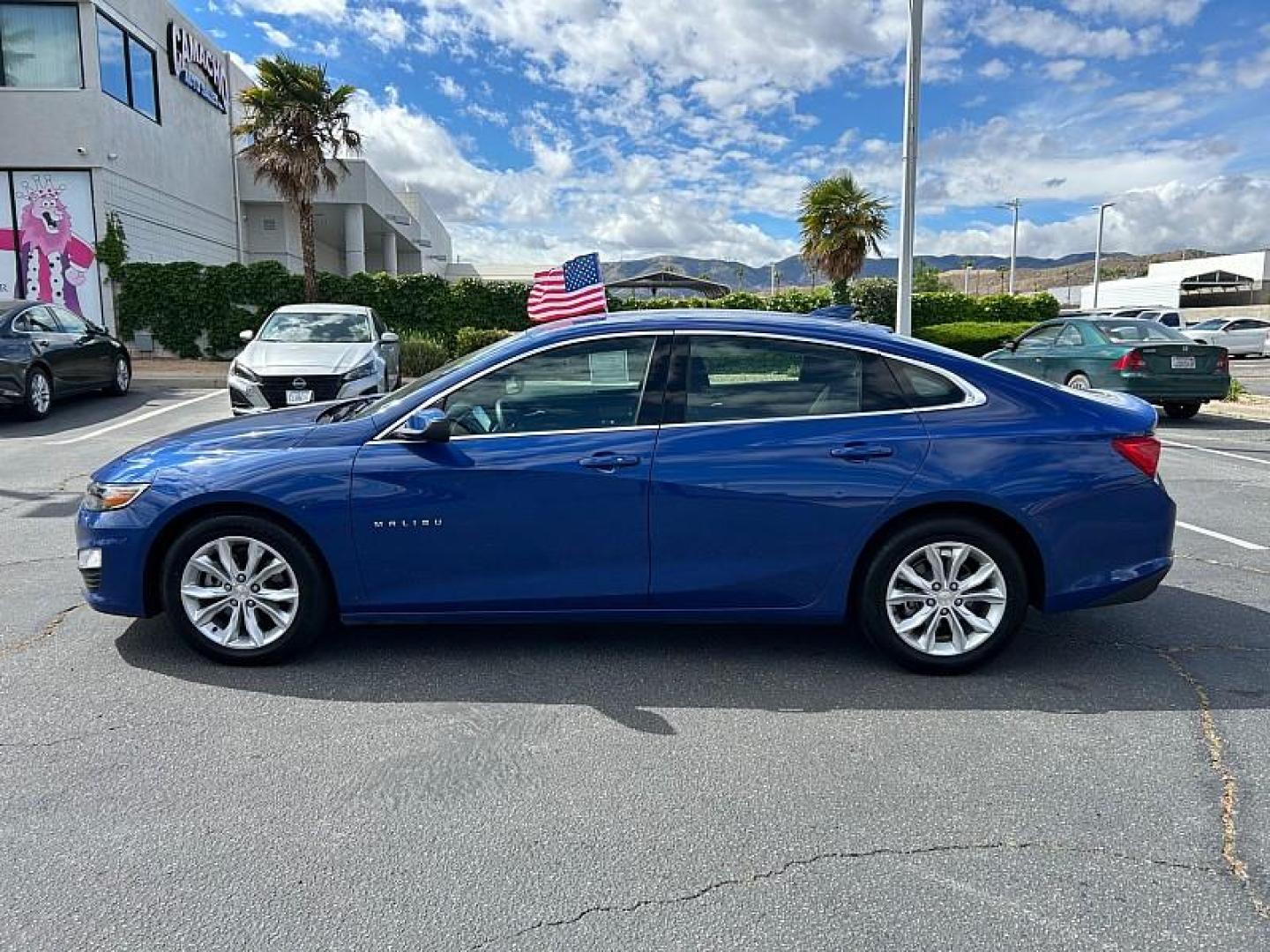 2023 BLUE Chevrolet Malibu (1G1ZD5ST0PF) with an 4-Cyl Turbo 1.5 Liter engine, Automatic CVT transmission, located at 412 Auto Vista Drive, Palmdale, 93551, (661) 945-0620, 34.592636, -118.136681 - Photo#6