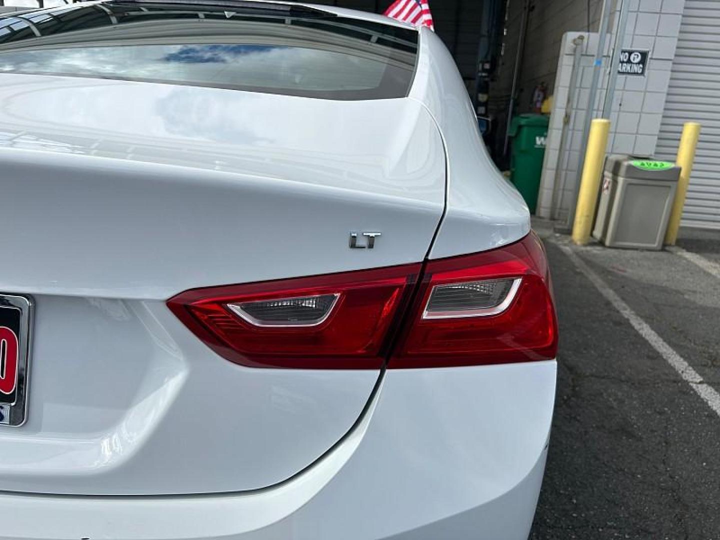 2023 WHITE Chevrolet Malibu (1G1ZD5ST4PF) with an 4-Cyl Turbo 1.5 Liter engine, Automatic CVT transmission, located at 412 Auto Vista Drive, Palmdale, 93551, (661) 945-0620, 34.592636, -118.136681 - Photo#12