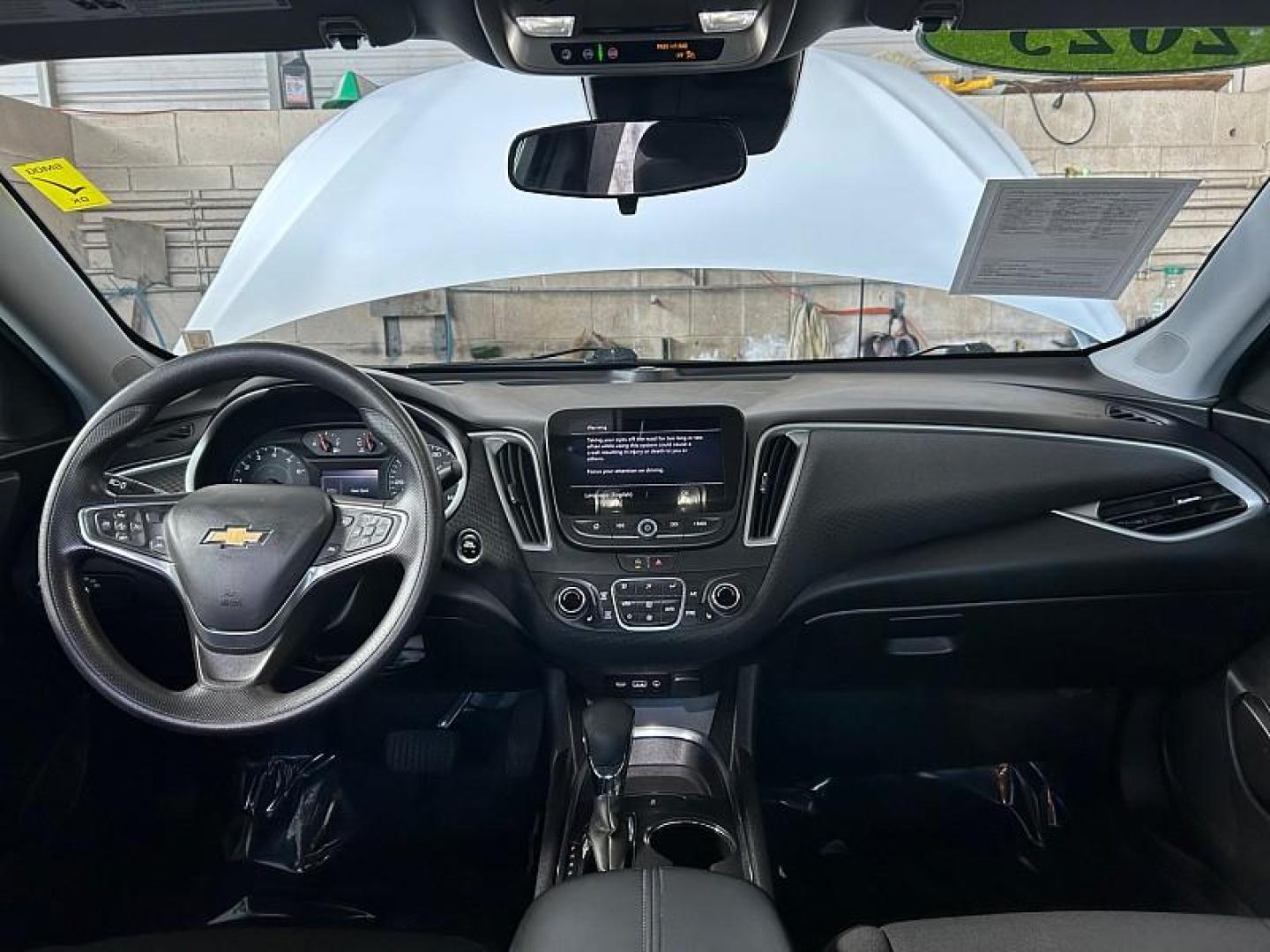 2023 WHITE Chevrolet Malibu (1G1ZD5ST4PF) with an 4-Cyl Turbo 1.5 Liter engine, Automatic CVT transmission, located at 412 Auto Vista Drive, Palmdale, 93551, (661) 945-0620, 34.592636, -118.136681 - Photo#22