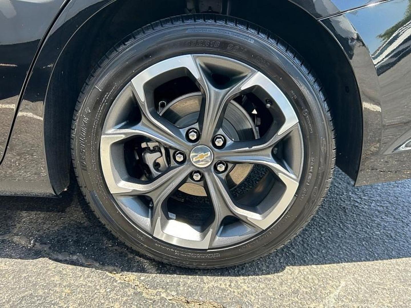 2023 BLACK Chevrolet Malibu (1G1ZD5ST1PF) with an 4-Cyl Turbo 1.5 Liter engine, Automatic CVT transmission, located at 412 Auto Vista Drive, Palmdale, 93551, (661) 945-0620, 34.592636, -118.136681 - Photo#13
