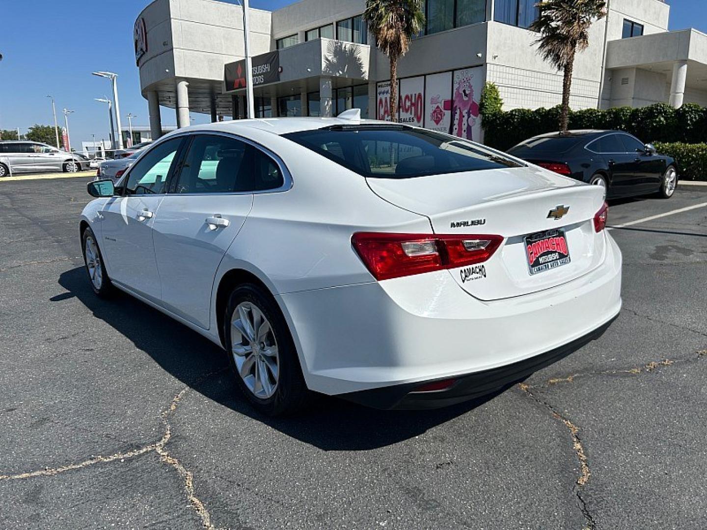 2023 WHITE Chevrolet Malibu (1G1ZD5ST7PF) with an 4-Cyl Turbo 1.5 Liter engine, Automatic CVT transmission, located at 412 Auto Vista Drive, Palmdale, 93551, (661) 945-0620, 34.592636, -118.136681 - Photo#9
