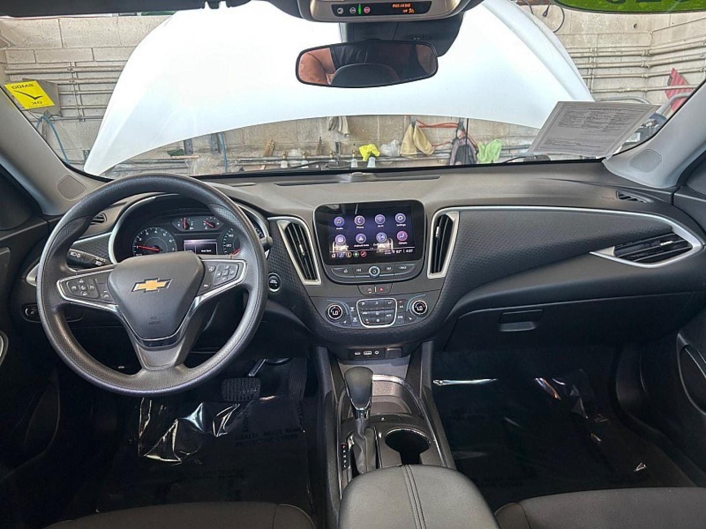 2023 WHITE Chevrolet Malibu (1G1ZD5ST7PF) with an 4-Cyl Turbo 1.5 Liter engine, Automatic CVT transmission, located at 412 Auto Vista Drive, Palmdale, 93551, (661) 945-0620, 34.592636, -118.136681 - Photo#18