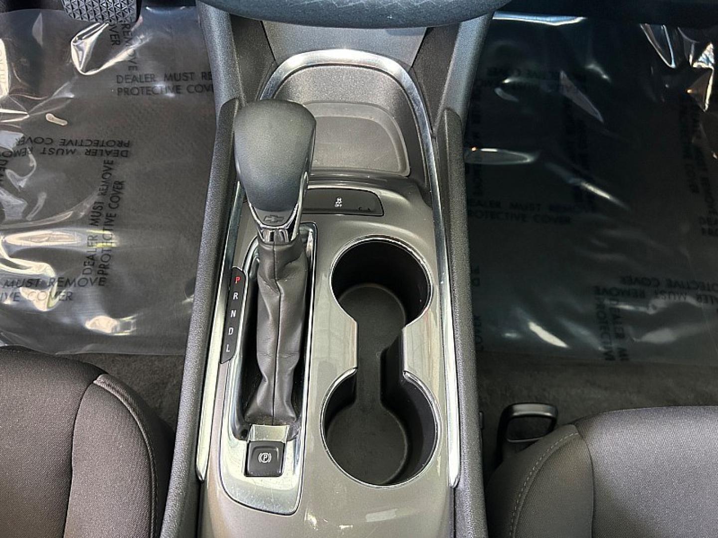 2023 WHITE Chevrolet Malibu (1G1ZD5ST7PF) with an 4-Cyl Turbo 1.5 Liter engine, Automatic CVT transmission, located at 412 Auto Vista Drive, Palmdale, 93551, (661) 945-0620, 34.592636, -118.136681 - Photo#20