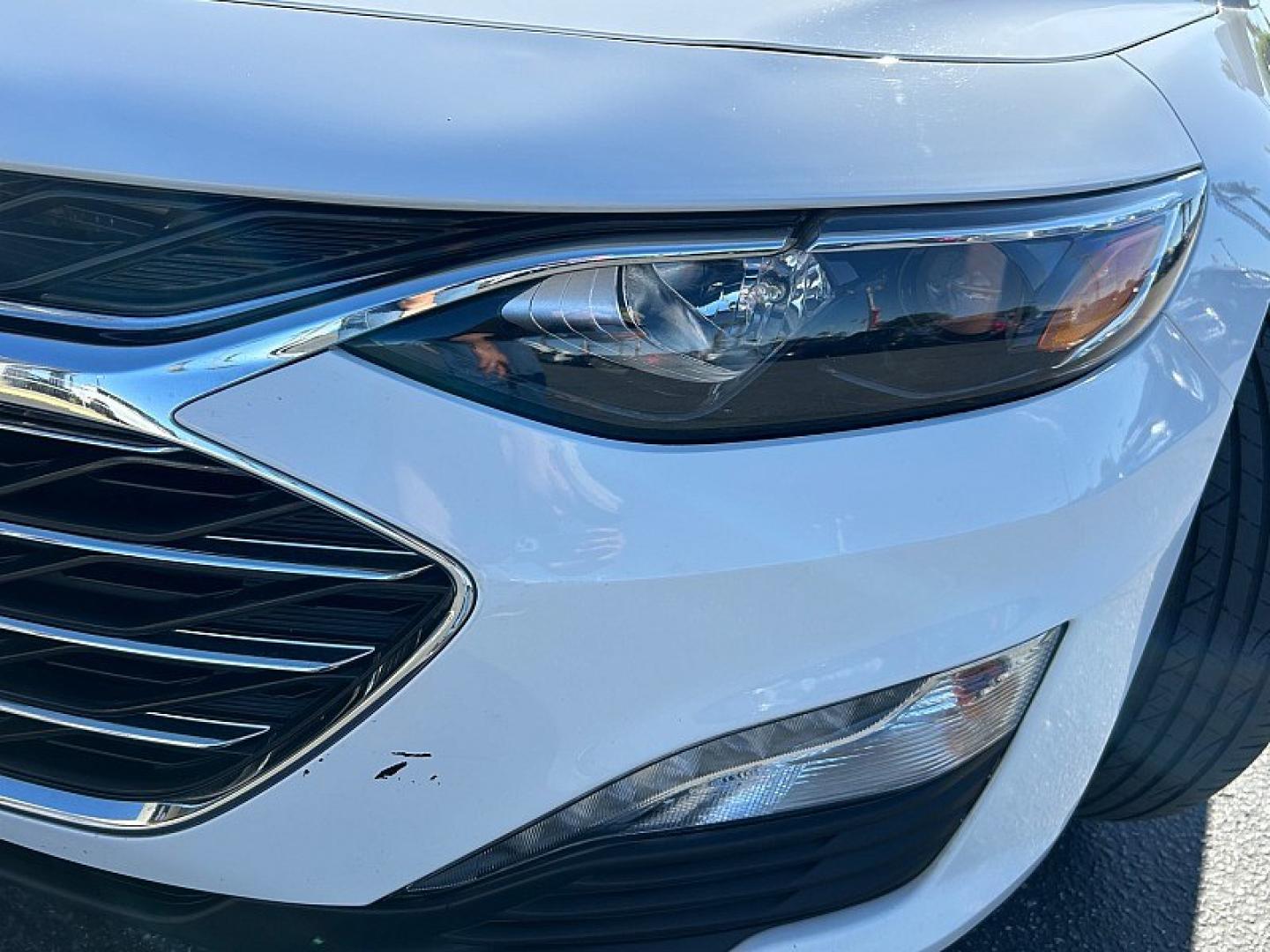 2023 WHITE Chevrolet Malibu (1G1ZD5ST9PF) with an 4-Cyl Turbo 1.5 Liter engine, Automatic CVT transmission, located at 412 Auto Vista Drive, Palmdale, 93551, (661) 945-0620, 34.592636, -118.136681- Photo#11