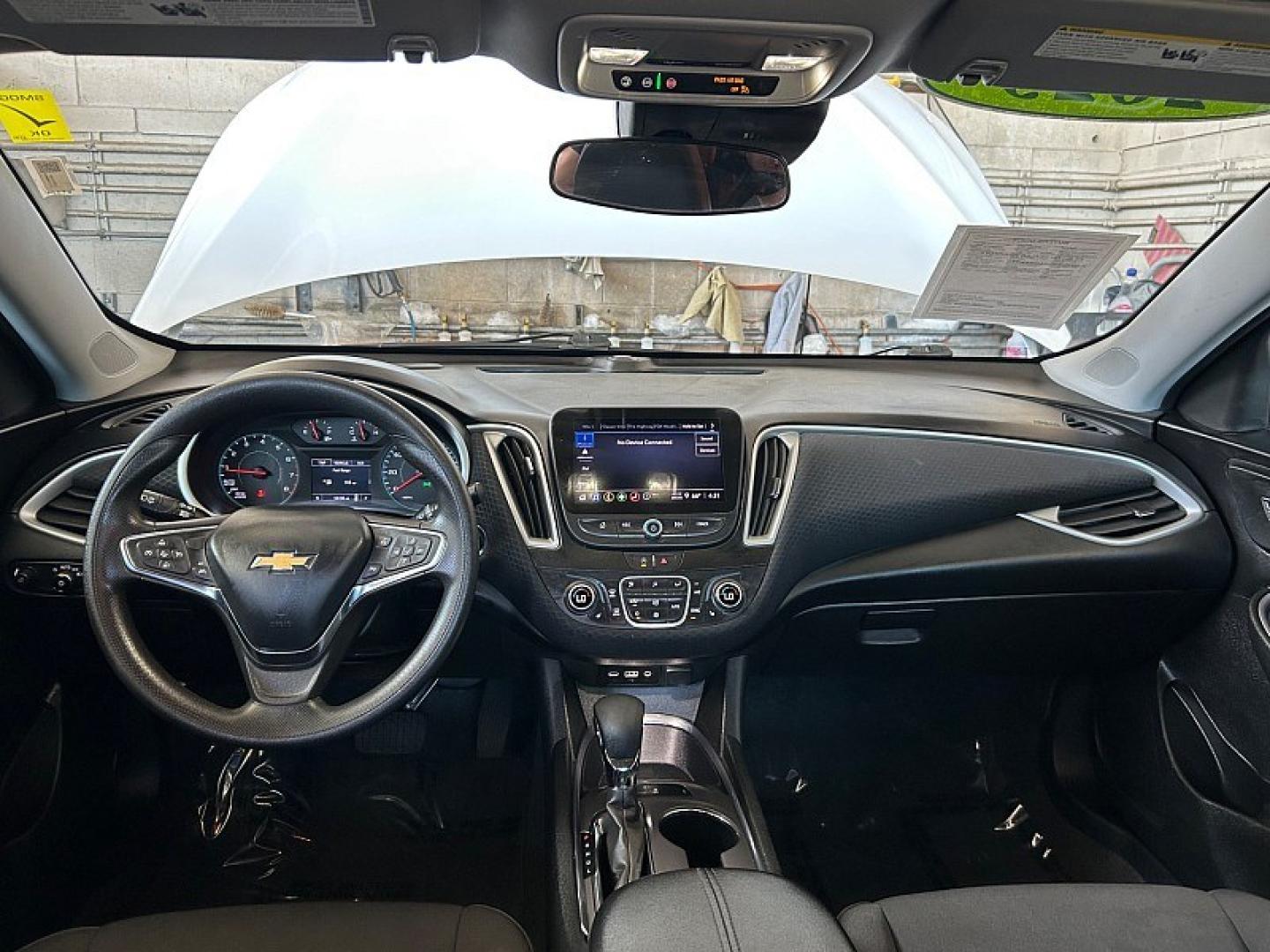 2023 WHITE Chevrolet Malibu (1G1ZD5ST9PF) with an 4-Cyl Turbo 1.5 Liter engine, Automatic CVT transmission, located at 412 Auto Vista Drive, Palmdale, 93551, (661) 945-0620, 34.592636, -118.136681- Photo#22