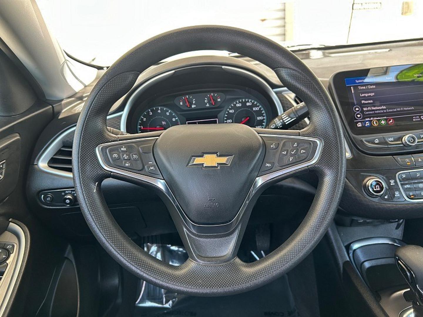 2023 GRAY Chevrolet Malibu (1G1ZD5ST9PF) with an 4-Cyl Turbo 1.5 Liter engine, Automatic CVT transmission, located at 412 Auto Vista Drive, Palmdale, 93551, (661) 945-0620, 34.592636, -118.136681 - Photo#8