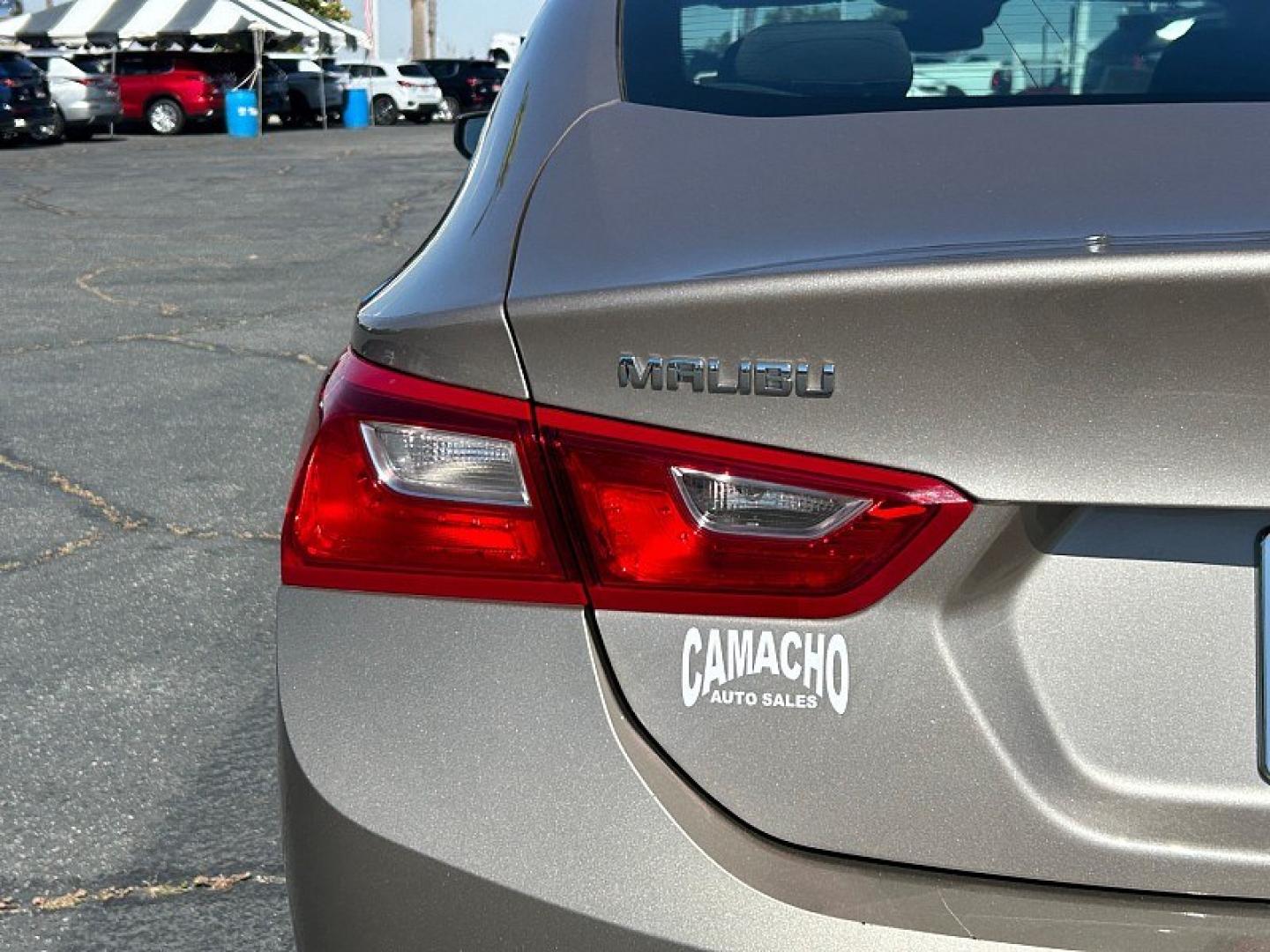 2023 GRAY Chevrolet Malibu (1G1ZD5ST9PF) with an 4-Cyl Turbo 1.5 Liter engine, Automatic CVT transmission, located at 412 Auto Vista Drive, Palmdale, 93551, (661) 945-0620, 34.592636, -118.136681 - Photo#16