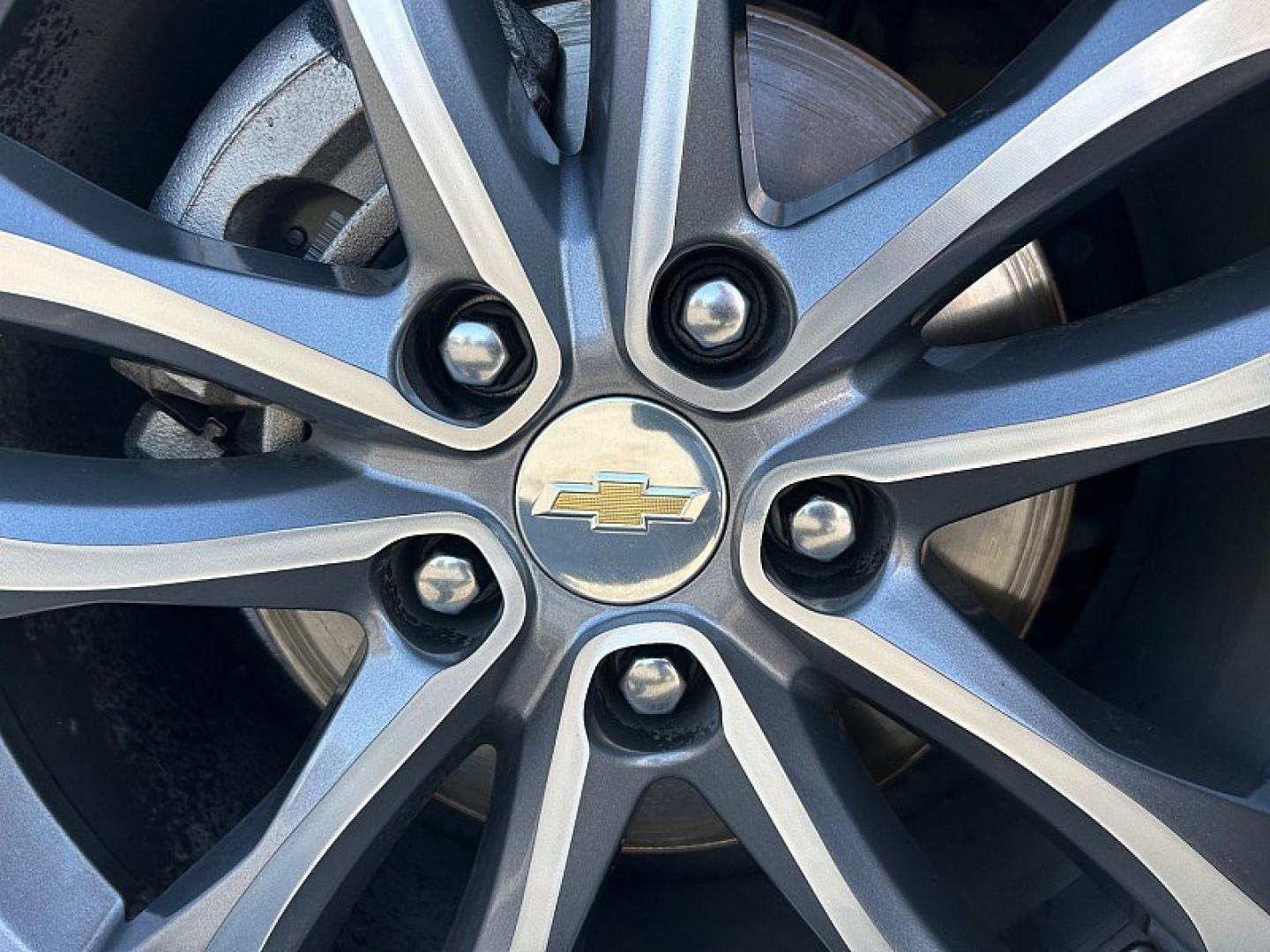 2023 GRAY Chevrolet Malibu (1G1ZD5ST9PF) with an 4-Cyl Turbo 1.5 Liter engine, Automatic CVT transmission, located at 412 Auto Vista Drive, Palmdale, 93551, (661) 945-0620, 34.592636, -118.136681 - Photo#18