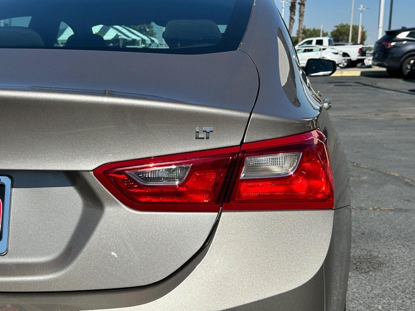 2023 GRAY Chevrolet Malibu (1G1ZD5ST9PF) with an 4-Cyl Turbo 1.5 Liter engine, Automatic CVT transmission, located at 412 Auto Vista Drive, Palmdale, 93551, (661) 945-0620, 34.592636, -118.136681 - Photo#21