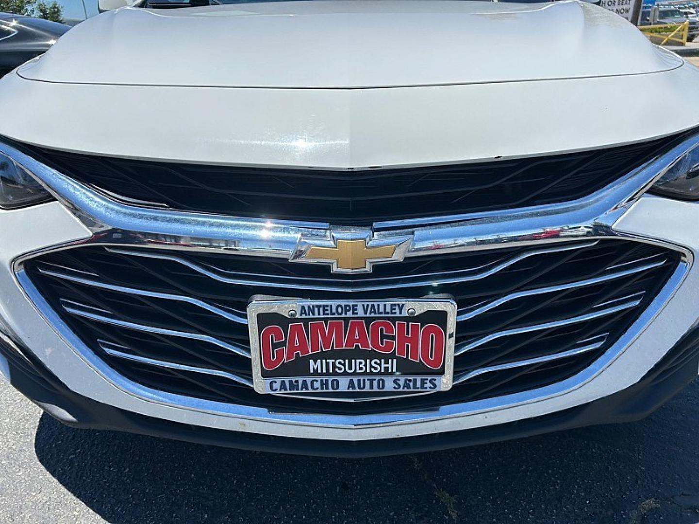 2023 WHITE Chevrolet Malibu (1G1ZD5ST6PF) with an 4-Cyl Turbo 1.5 Liter engine, Automatic CVT transmission, located at 412 Auto Vista Drive, Palmdale, 93551, (661) 945-0620, 34.592636, -118.136681 - Photo#11