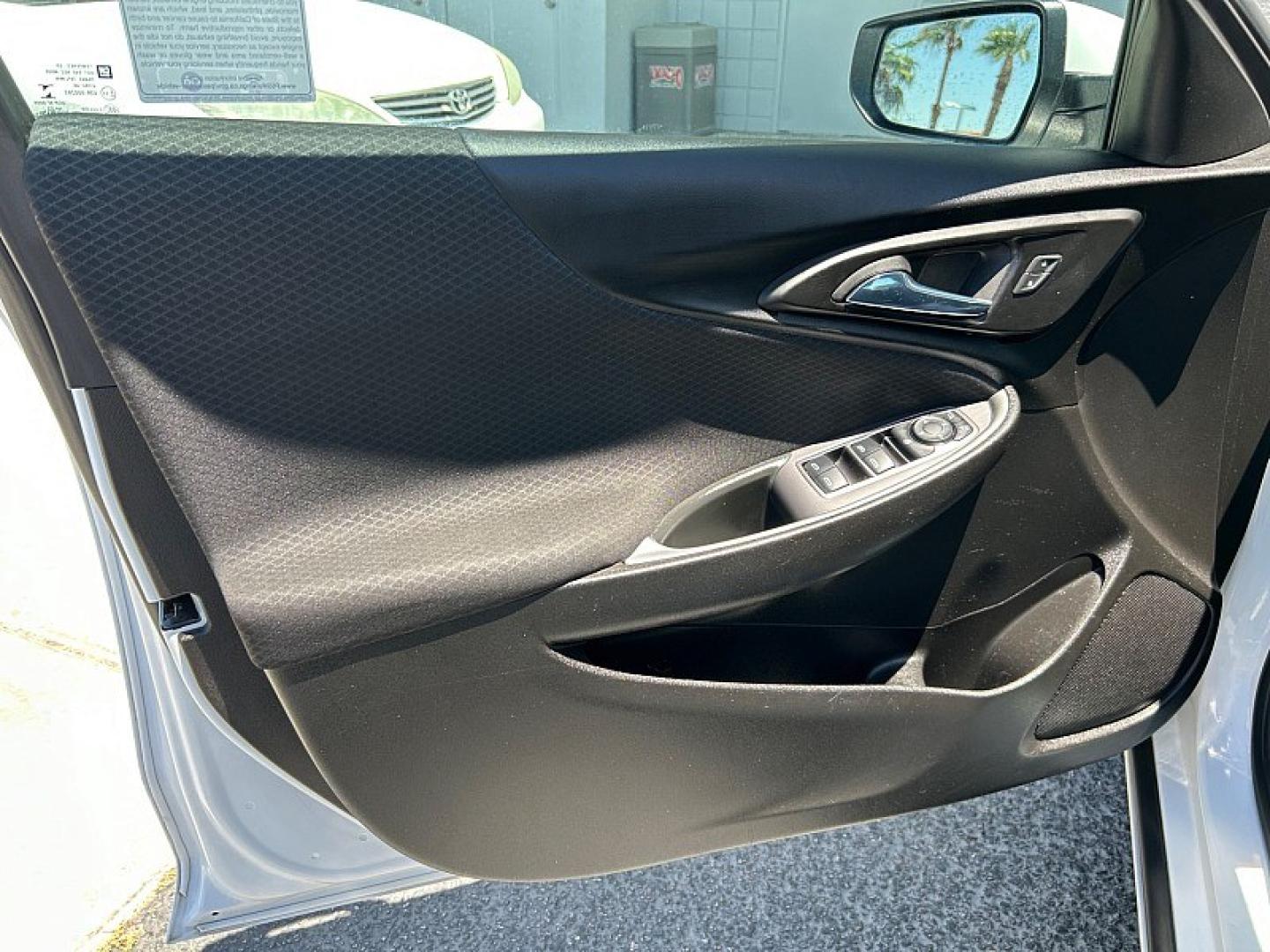 2023 WHITE Chevrolet Malibu (1G1ZD5ST6PF) with an 4-Cyl Turbo 1.5 Liter engine, Automatic CVT transmission, located at 412 Auto Vista Drive, Palmdale, 93551, (661) 945-0620, 34.592636, -118.136681 - Photo#17