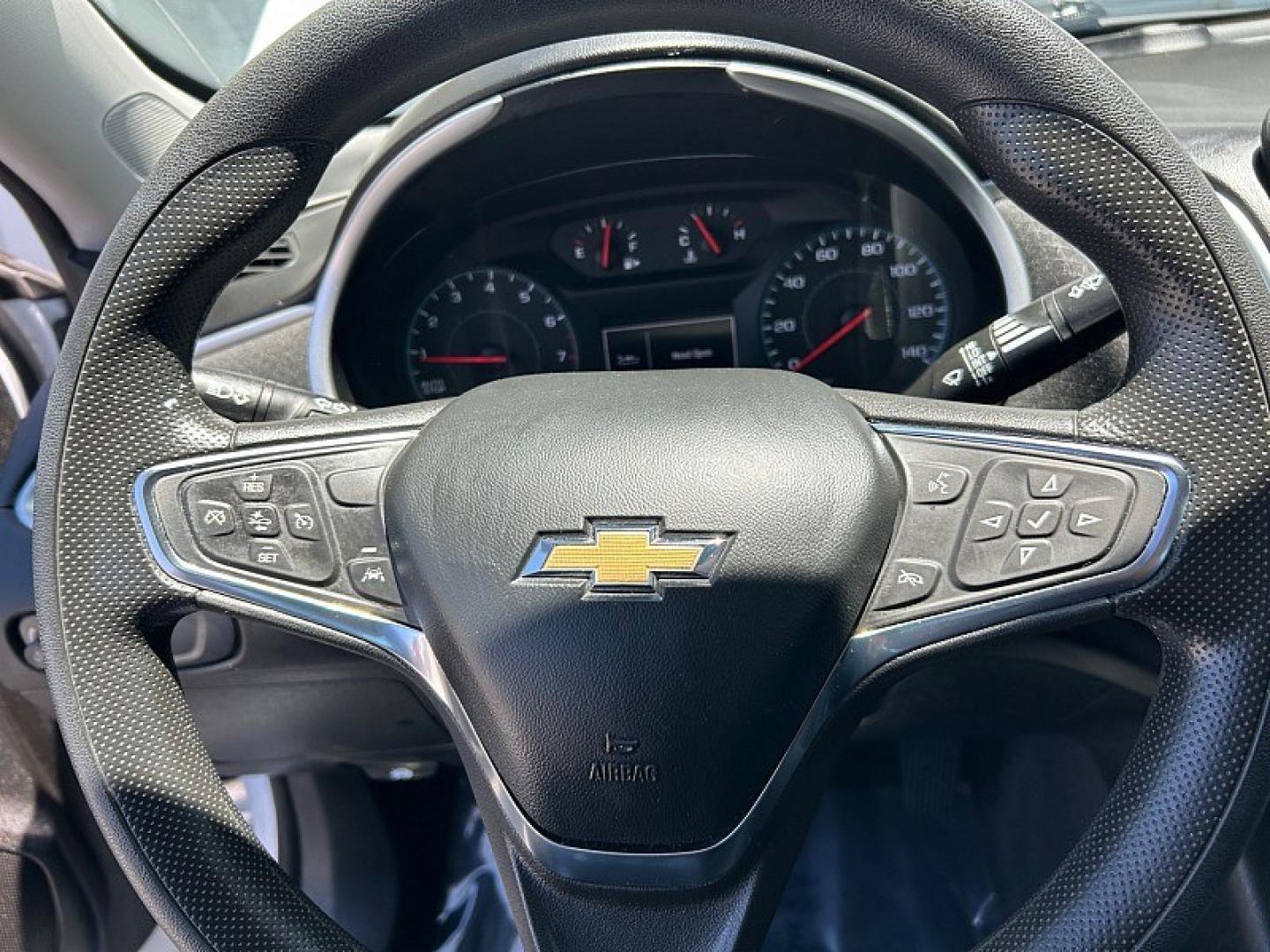 2023 WHITE Chevrolet Malibu (1G1ZD5ST6PF) with an 4-Cyl Turbo 1.5 Liter engine, Automatic CVT transmission, located at 412 Auto Vista Drive, Palmdale, 93551, (661) 945-0620, 34.592636, -118.136681 - Photo#22