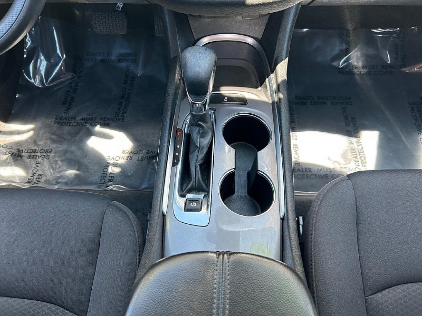 2023 WHITE Chevrolet Malibu (1G1ZD5ST6PF) with an 4-Cyl Turbo 1.5 Liter engine, Automatic CVT transmission, located at 412 Auto Vista Drive, Palmdale, 93551, (661) 945-0620, 34.592636, -118.136681 - Photo#25