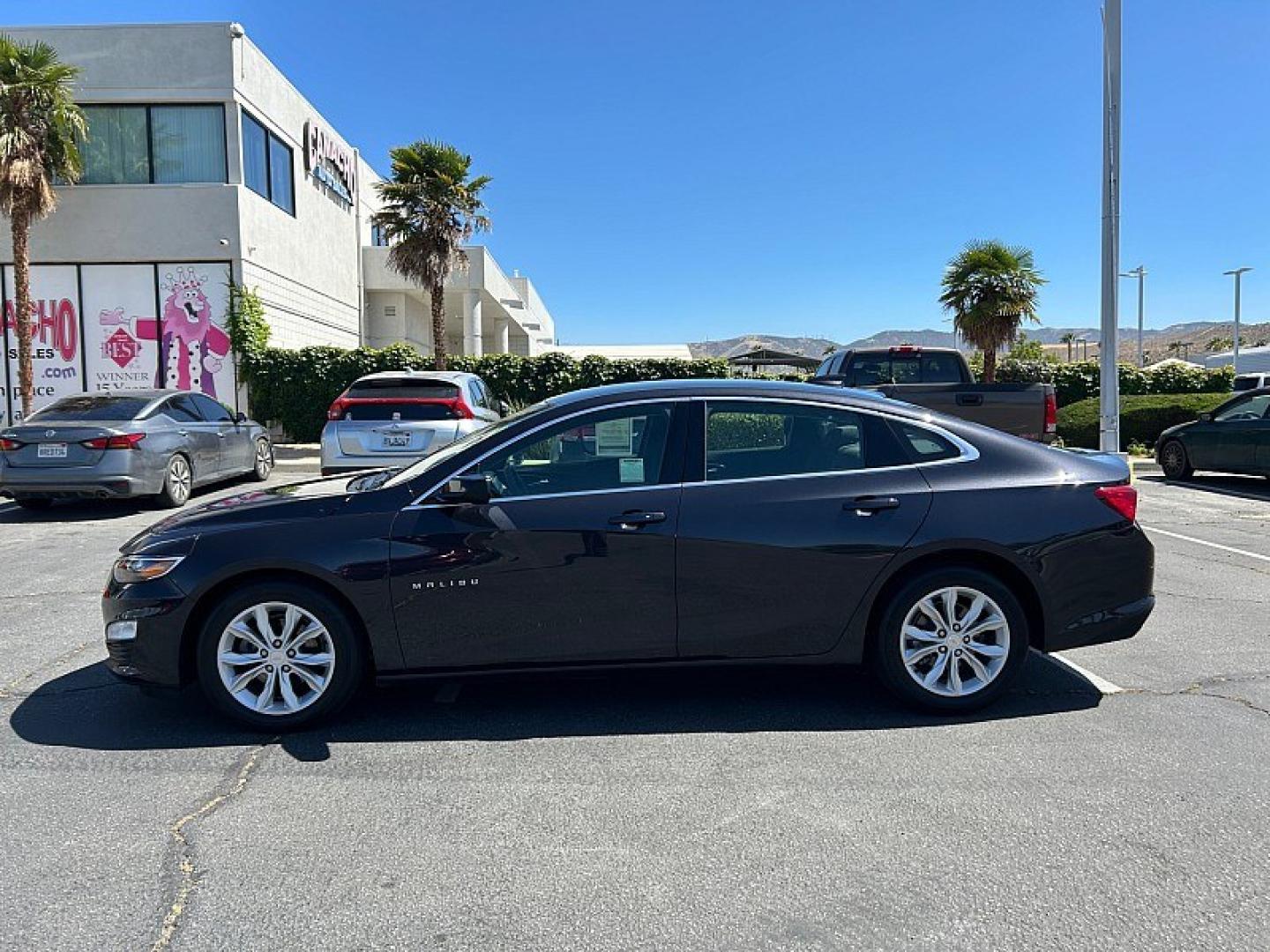 2023 BLACK Chevrolet Malibu (1G1ZD5ST5PF) with an 4-Cyl Turbo 1.5 Liter engine, Automatic CVT transmission, located at 412 Auto Vista Drive, Palmdale, 93551, (661) 945-0620, 34.592636, -118.136681- Photo#8