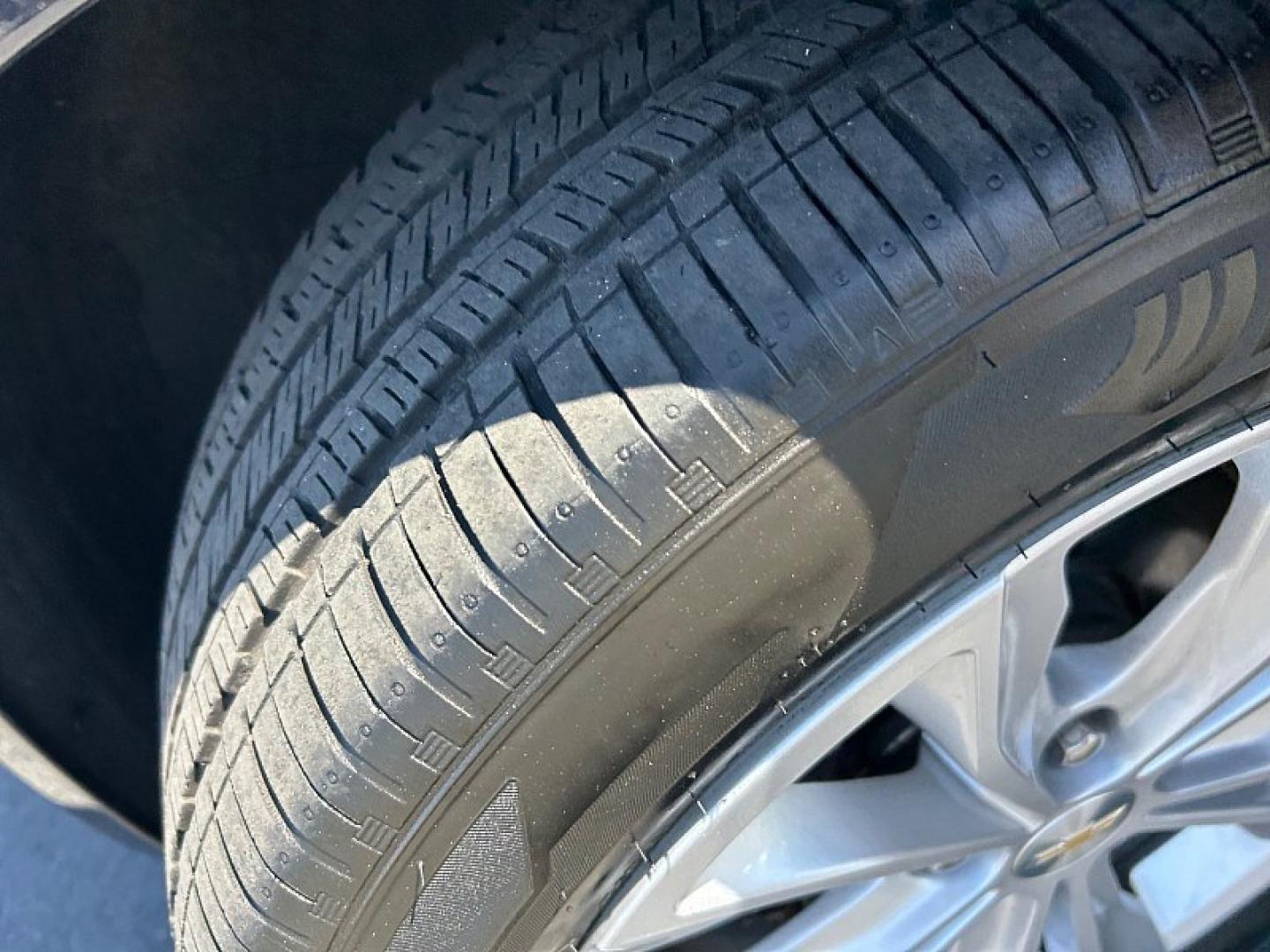 2023 BLACK Chevrolet Malibu (1G1ZD5ST5PF) with an 4-Cyl Turbo 1.5 Liter engine, Automatic CVT transmission, located at 412 Auto Vista Drive, Palmdale, 93551, (661) 945-0620, 34.592636, -118.136681- Photo#12