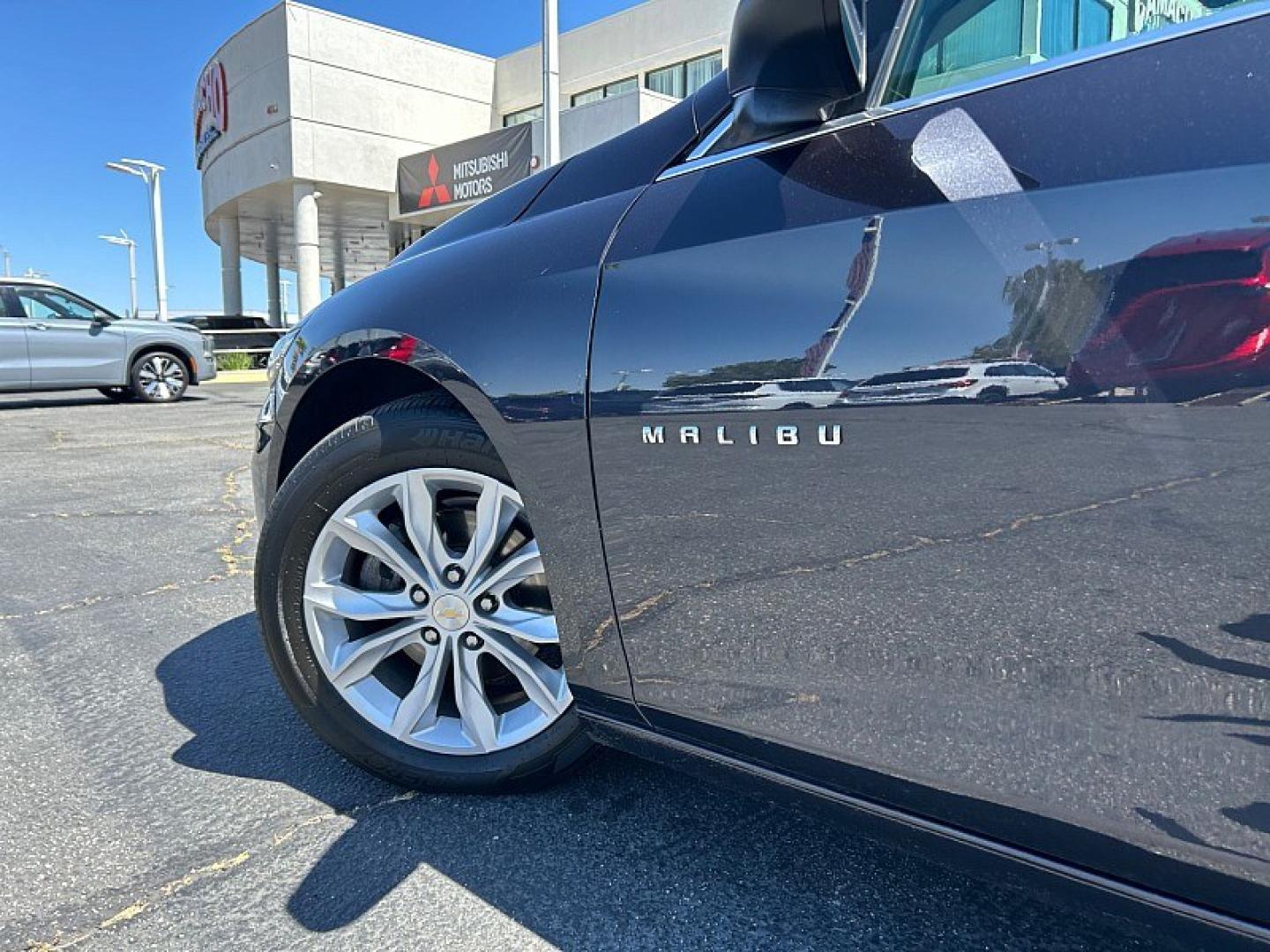 2023 BLACK Chevrolet Malibu (1G1ZD5ST5PF) with an 4-Cyl Turbo 1.5 Liter engine, Automatic CVT transmission, located at 412 Auto Vista Drive, Palmdale, 93551, (661) 945-0620, 34.592636, -118.136681- Photo#14
