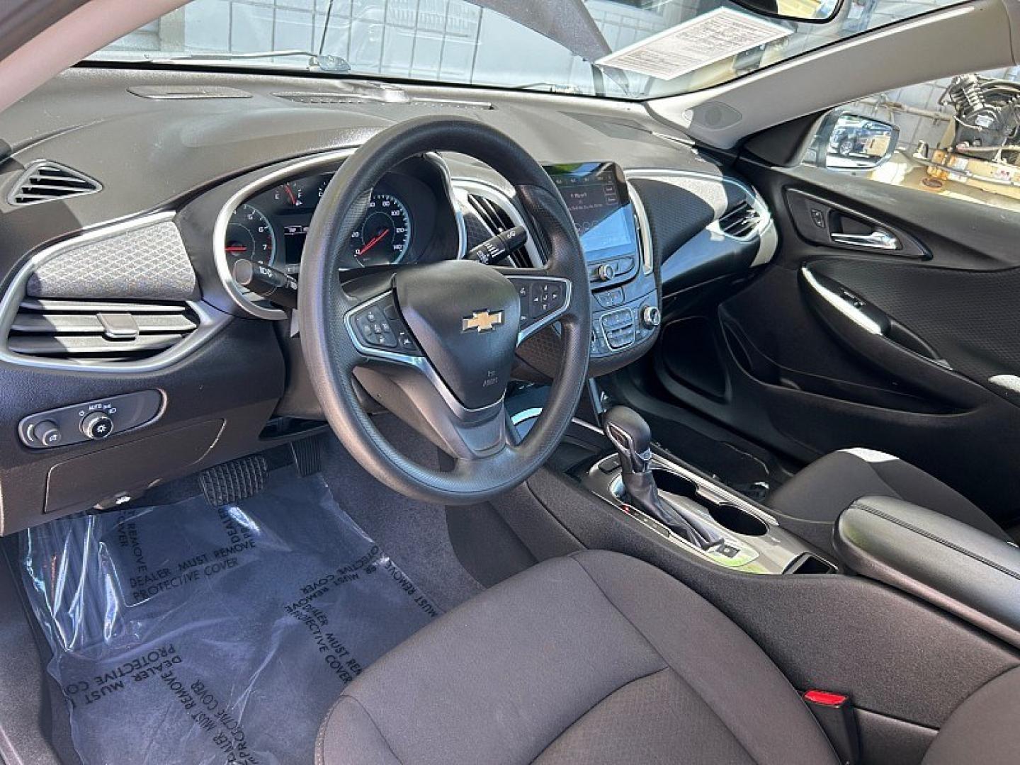 2023 BLACK Chevrolet Malibu (1G1ZD5ST5PF) with an 4-Cyl Turbo 1.5 Liter engine, Automatic CVT transmission, located at 412 Auto Vista Drive, Palmdale, 93551, (661) 945-0620, 34.592636, -118.136681- Photo#17