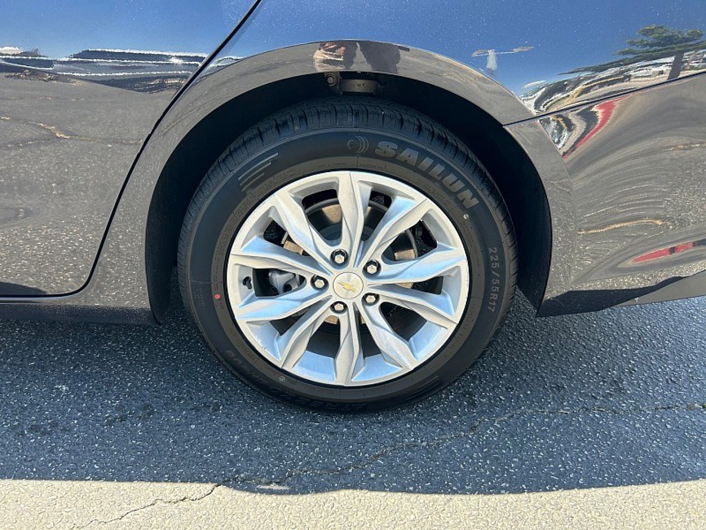 2023 Gray Chevrolet Malibu (1G1ZD5ST1PF) with an 4-Cyl Turbo 1.5 Liter engine, Automatic CVT transmission, located at 412 Auto Vista Drive, Palmdale, 93551, (661) 945-0620, 34.592636, -118.136681- Photo#11