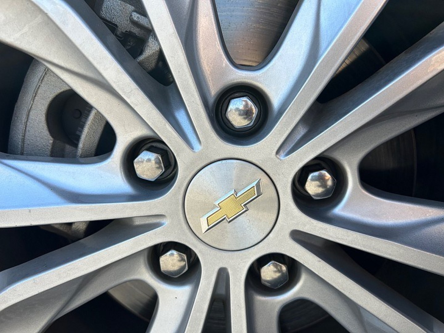 2023 Gray Chevrolet Malibu (1G1ZD5ST1PF) with an 4-Cyl Turbo 1.5 Liter engine, Automatic CVT transmission, located at 412 Auto Vista Drive, Palmdale, 93551, (661) 945-0620, 34.592636, -118.136681- Photo#13