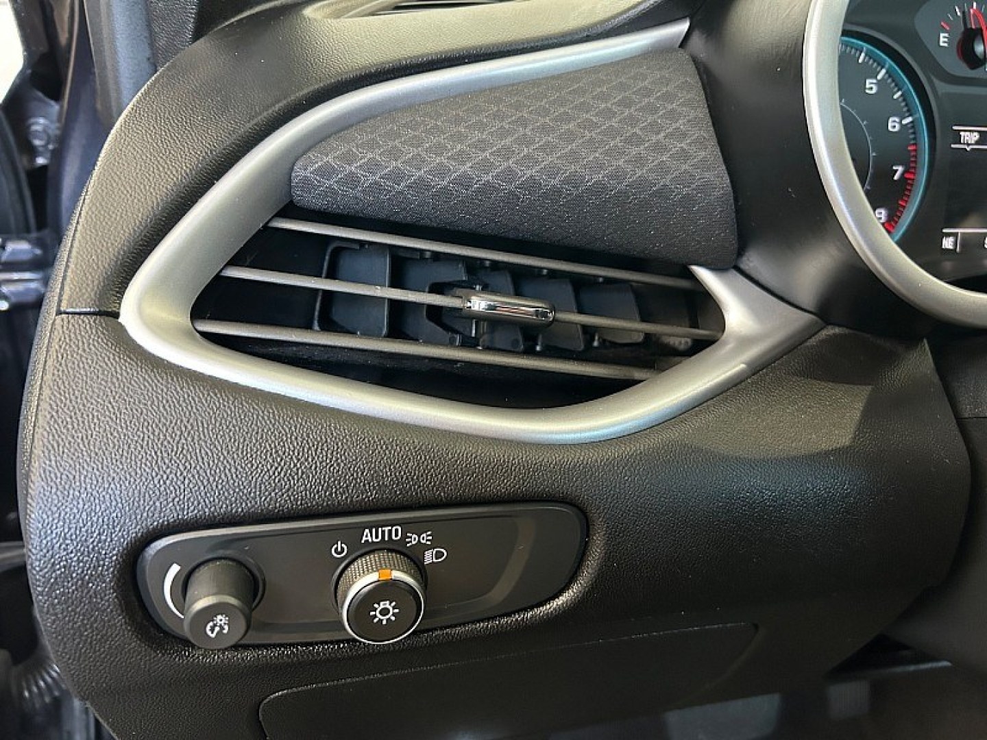 2023 Gray Chevrolet Malibu (1G1ZD5ST1PF) with an 4-Cyl Turbo 1.5 Liter engine, Automatic CVT transmission, located at 412 Auto Vista Drive, Palmdale, 93551, (661) 945-0620, 34.592636, -118.136681- Photo#24