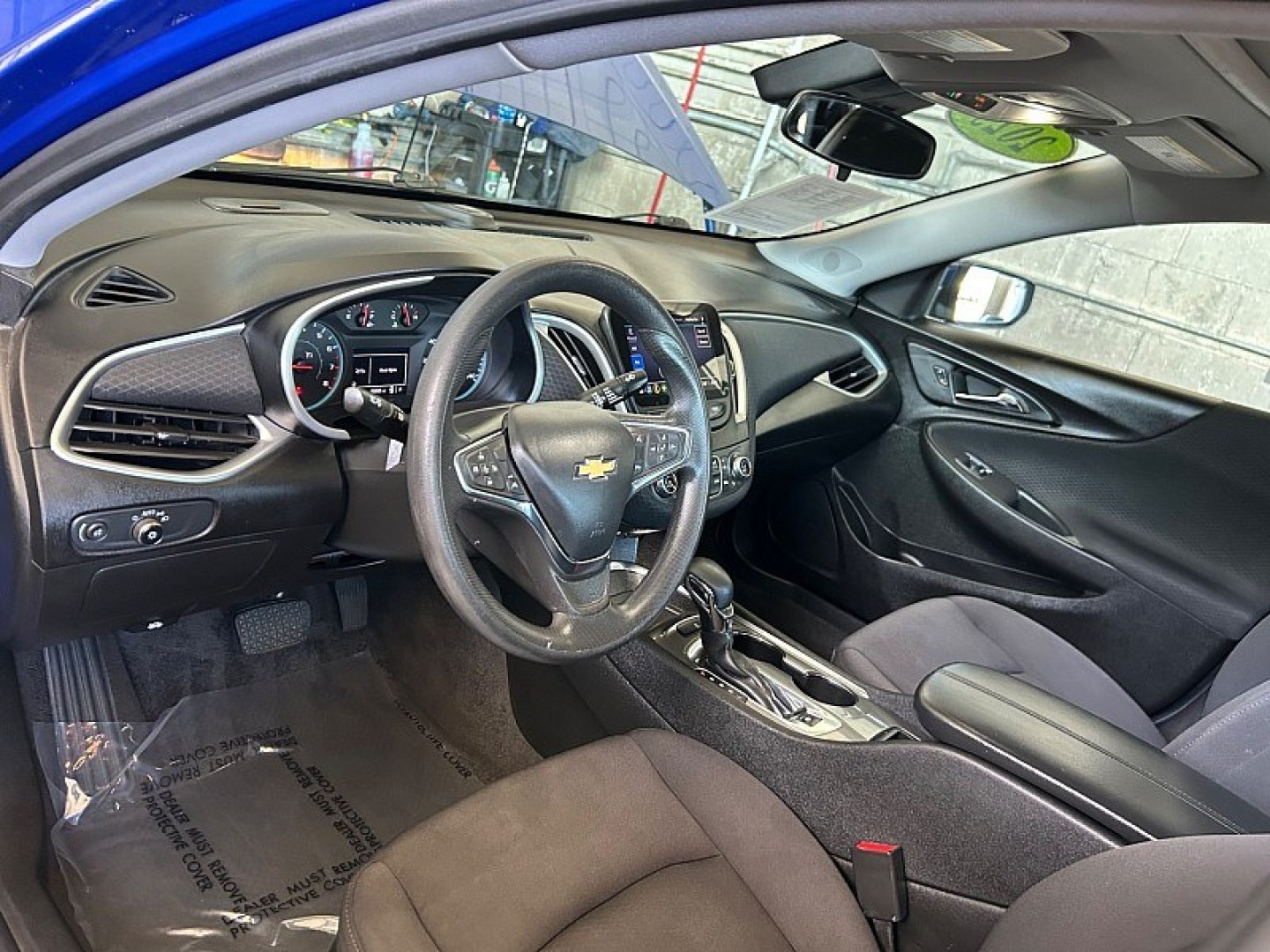 2023 Blue Chevrolet Malibu (1G1ZD5ST1PF) with an 4-Cyl Turbo 1.5 Liter engine, Automatic CVT transmission, located at 412 Auto Vista Drive, Palmdale, 93551, (661) 945-0620, 34.592636, -118.136681- Photo#9