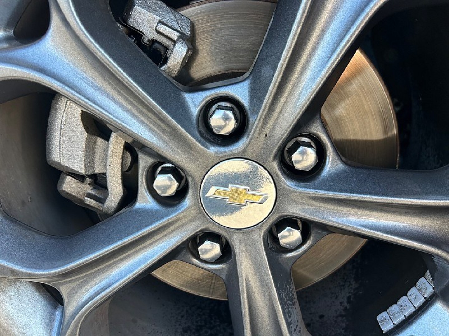 2023 Blue Chevrolet Malibu (1G1ZD5ST1PF) with an 4-Cyl Turbo 1.5 Liter engine, Automatic CVT transmission, located at 412 Auto Vista Drive, Palmdale, 93551, (661) 945-0620, 34.592636, -118.136681- Photo#23