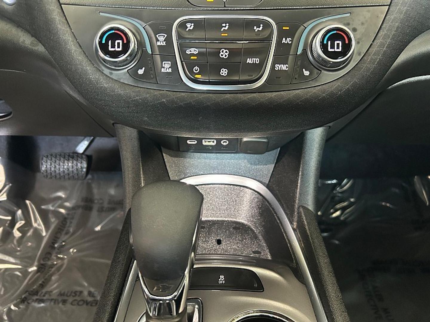 2023 Blue Chevrolet Malibu (1G1ZD5ST9PF) with an 4-Cyl Turbo 1.5 Liter engine, Automatic CVT transmission, located at 412 Auto Vista Drive, Palmdale, 93551, (661) 945-0620, 34.592636, -118.136681- Photo#22