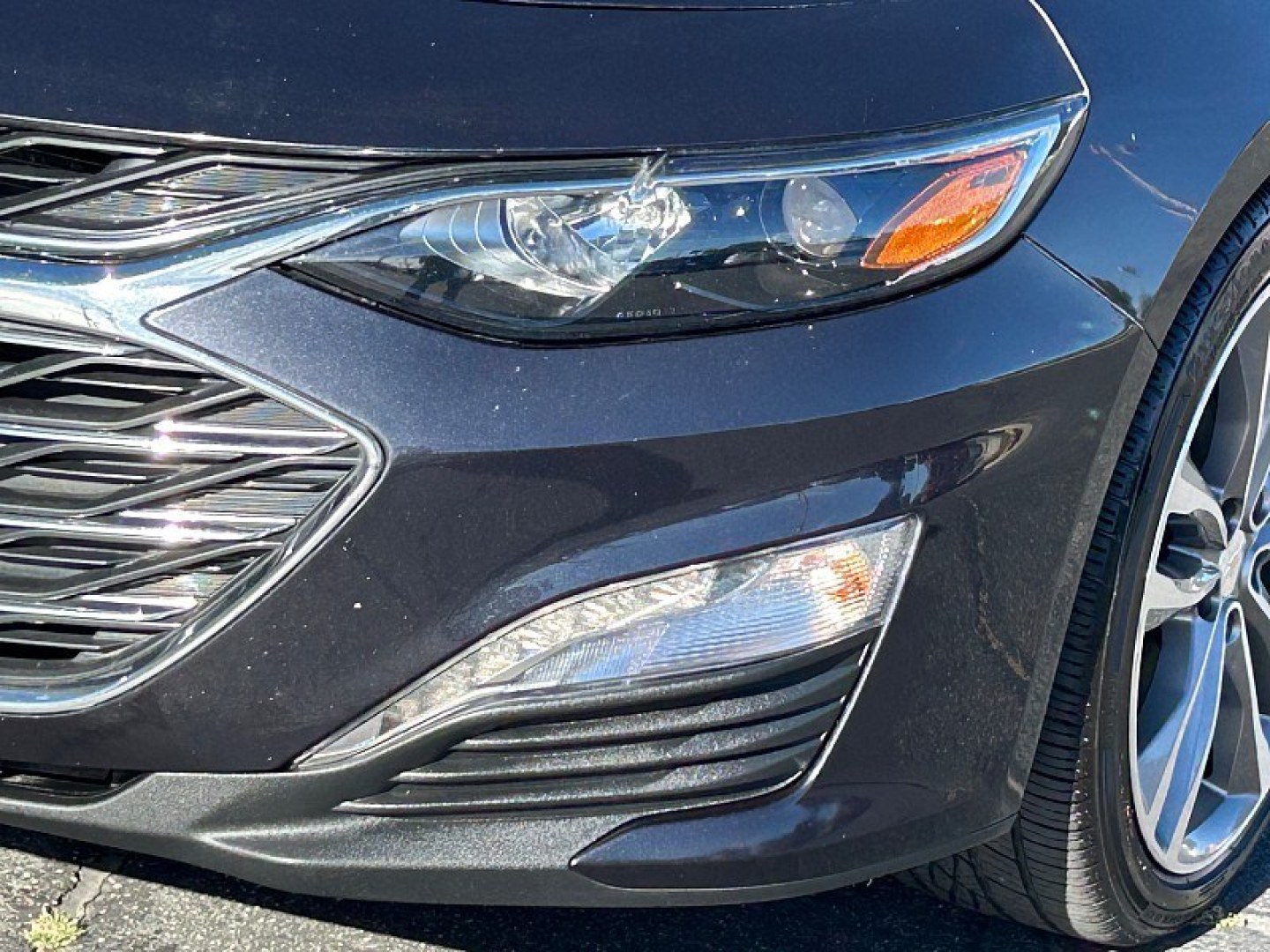 2023 Gray Chevrolet Malibu (1G1ZD5ST5PF) with an 4-Cyl Turbo 1.5 Liter engine, Automatic CVT transmission, located at 412 Auto Vista Drive, Palmdale, 93551, (661) 945-0620, 34.592636, -118.136681- Photo#7
