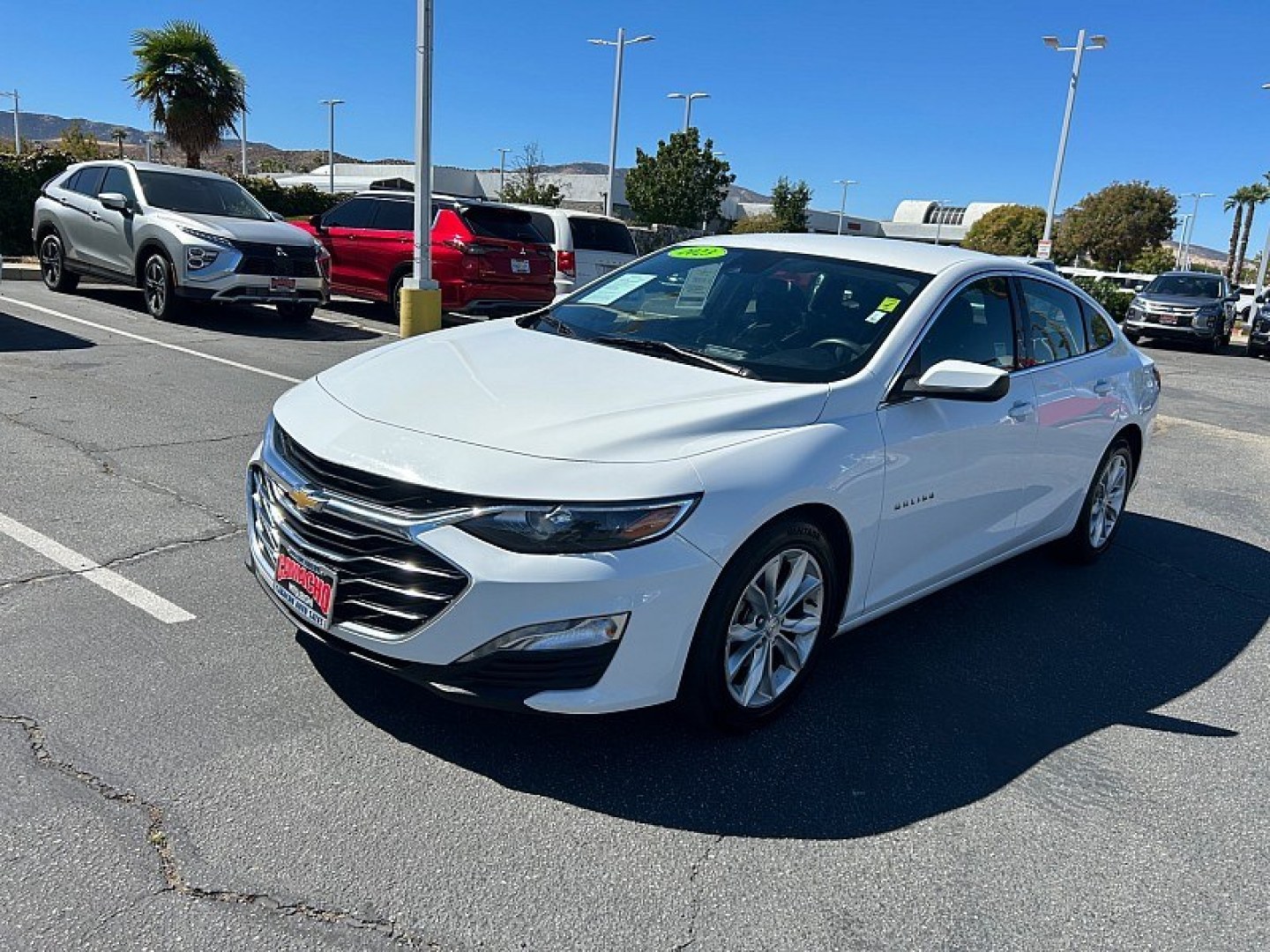 2023 White Chevrolet Malibu (1G1ZD5ST2PF) with an 4-Cyl Turbo 1.5 Liter engine, Automatic CVT transmission, located at 412 Auto Vista Drive, Palmdale, 93551, (661) 945-0620, 34.592636, -118.136681- Photo#6