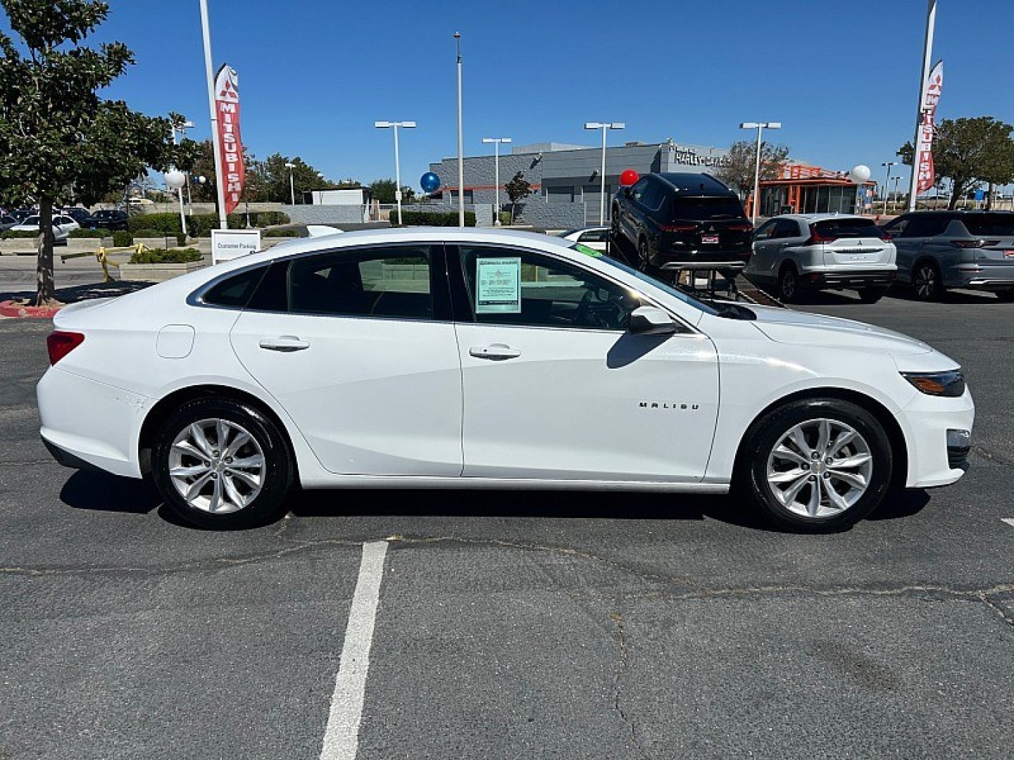 2023 White Chevrolet Malibu (1G1ZD5ST2PF) with an 4-Cyl Turbo 1.5 Liter engine, Automatic CVT transmission, located at 412 Auto Vista Drive, Palmdale, 93551, (661) 945-0620, 34.592636, -118.136681- Photo#7