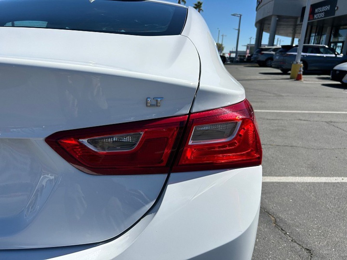 2023 White Chevrolet Malibu (1G1ZD5ST2PF) with an 4-Cyl Turbo 1.5 Liter engine, Automatic CVT transmission, located at 412 Auto Vista Drive, Palmdale, 93551, (661) 945-0620, 34.592636, -118.136681- Photo#14