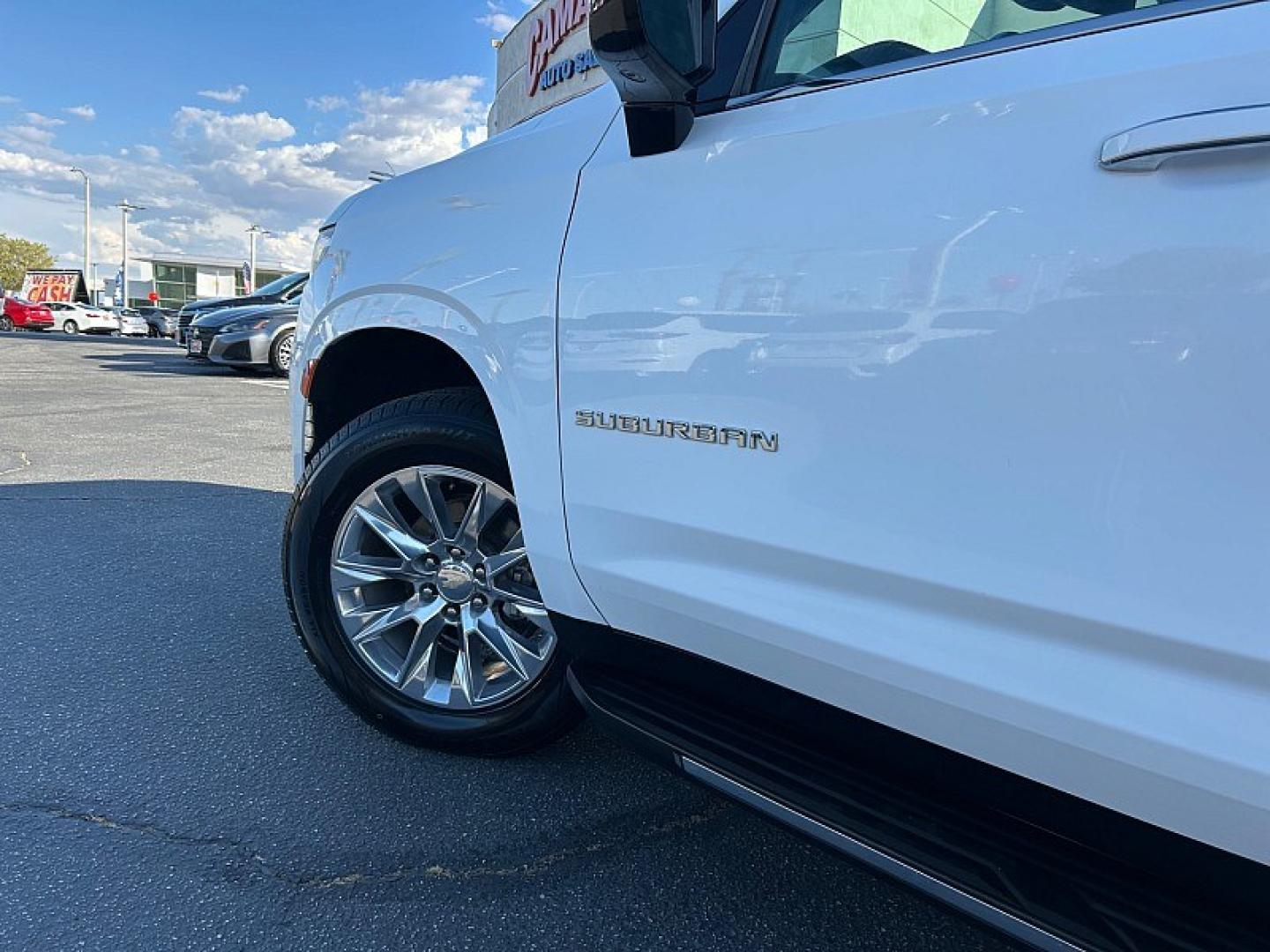 2023 White Chevrolet Suburban (1GNSCFKD6PR) , Automatic 10-Spd w/Overdrive transmission, located at 412 Auto Vista Drive, Palmdale, 93551, (661) 945-0620, 34.592636, -118.136681- Photo#14