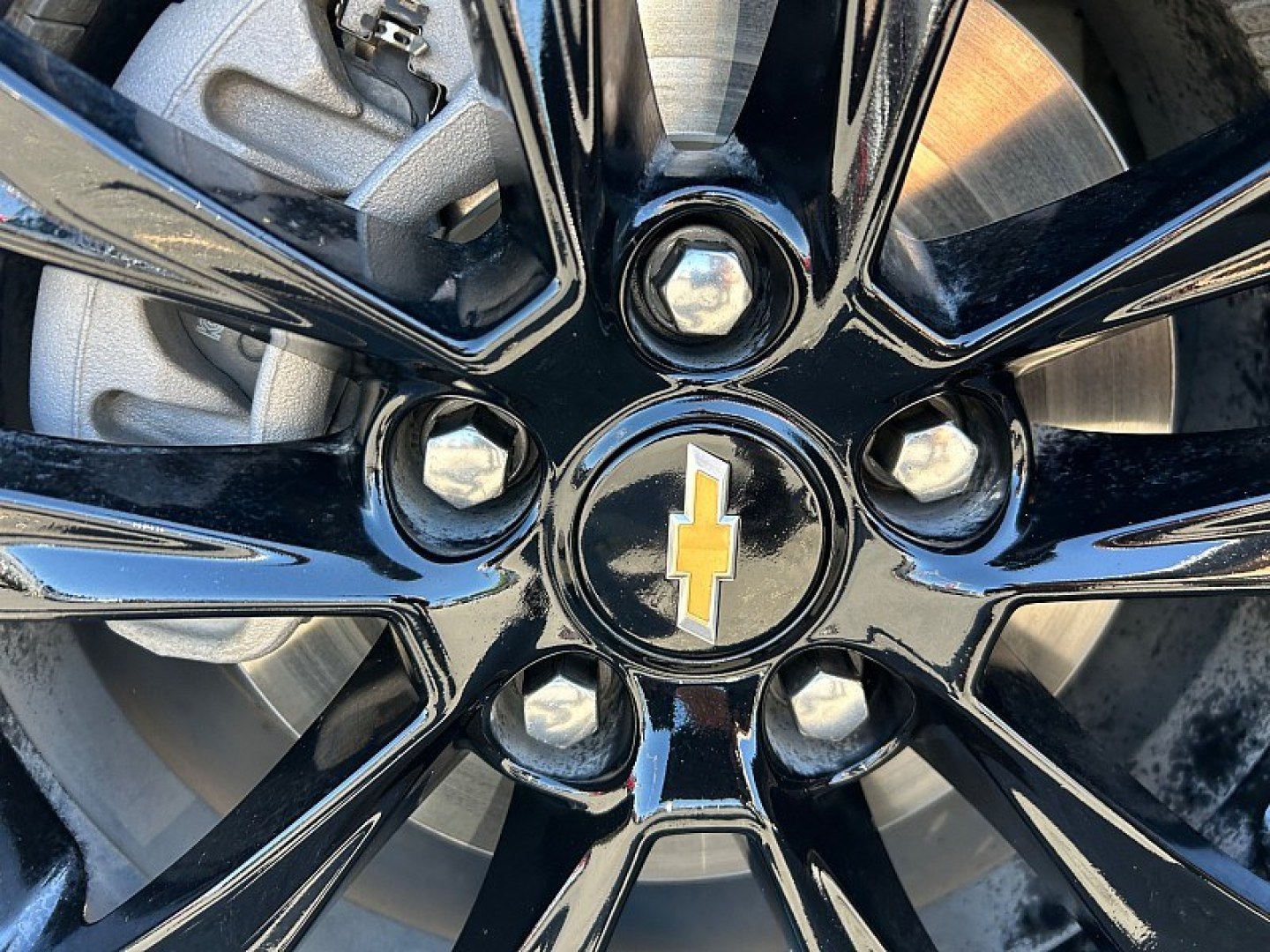 2023 WHITE Chevrolet Trailblazer (KL79MPS28PB) with an 4-Cyl 1.2 Liter engine, Automatic CVT transmission, located at 412 Auto Vista Drive, Palmdale, 93551, (661) 945-0620, 34.592636, -118.136681- Photo#11