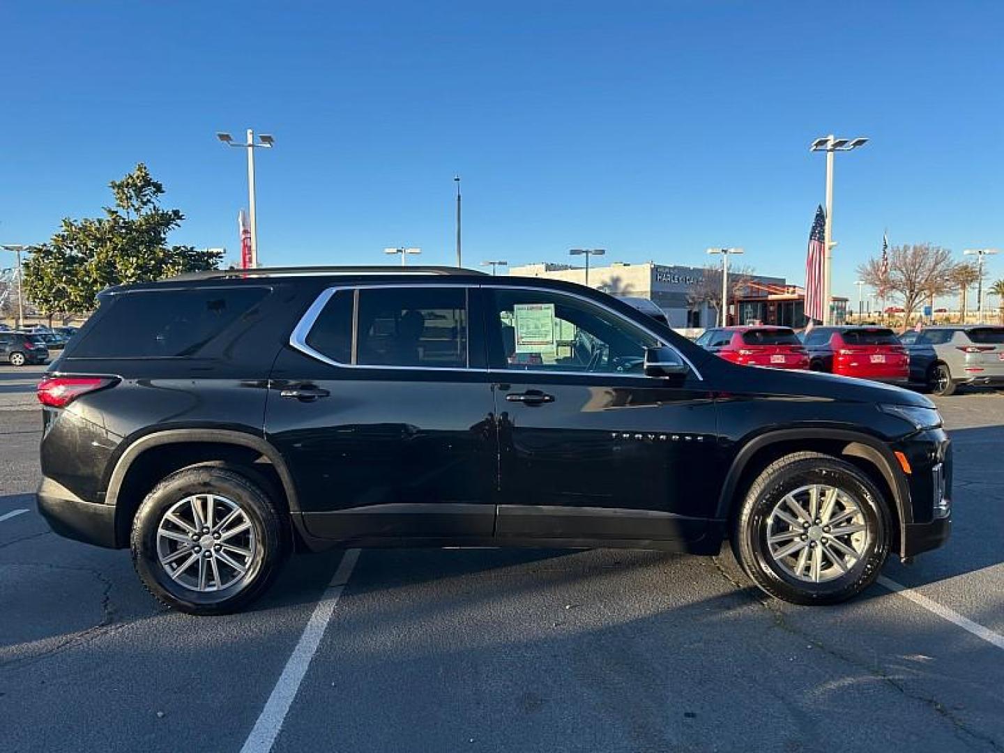 2023 BLACK Chevrolet Traverse (1GNERGKW7PJ) with an V6 3.6 Liter engine, Automatic 9-Spd transmission, located at 412 Auto Vista Drive, Palmdale, 93551, (661) 945-0620, 34.592636, -118.136681 - Photo#6