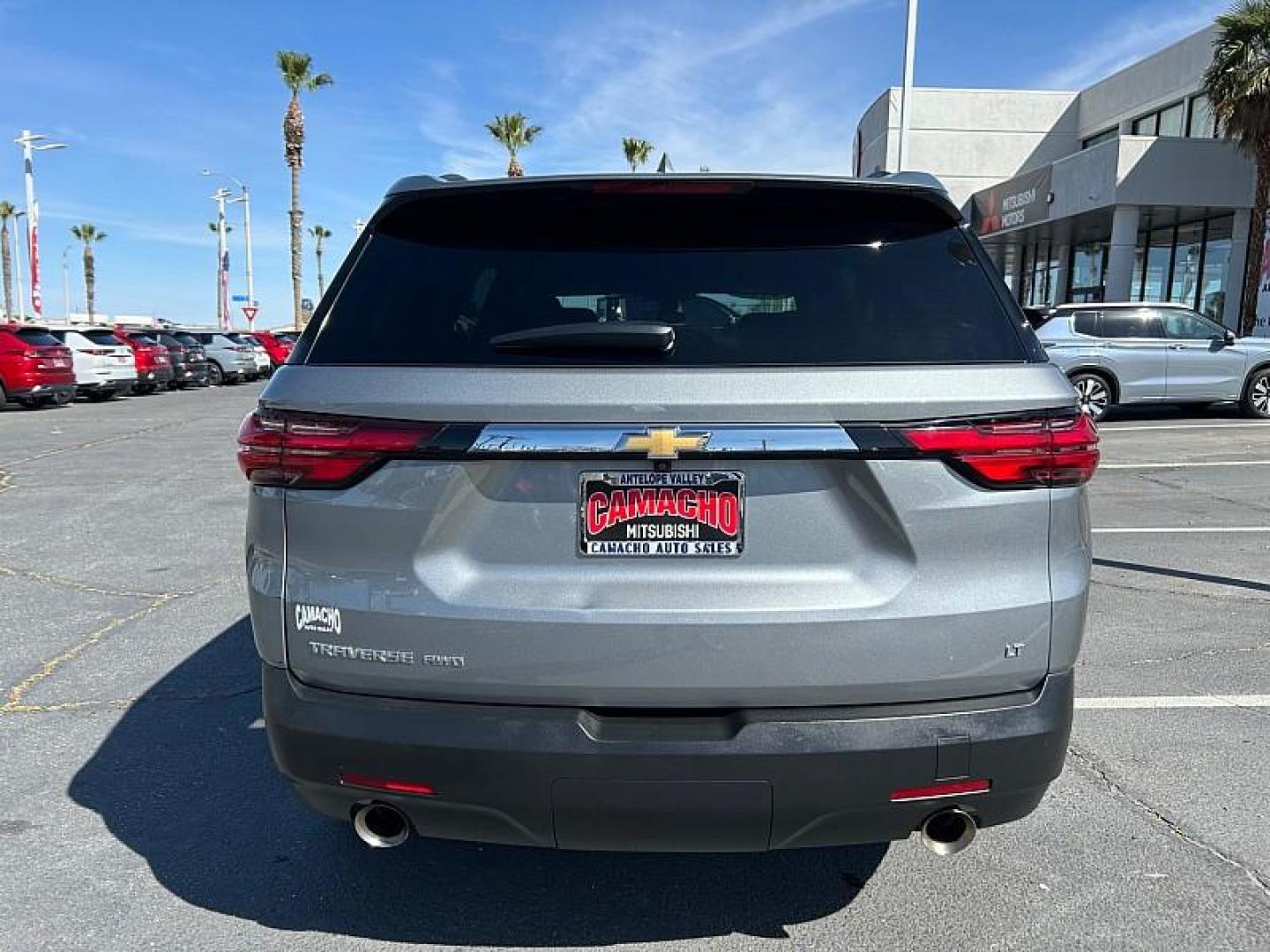2023 GRAY Chevrolet Traverse (1GNEVGKW2PJ) with an V6 3.6 Liter engine, Automatic 9-Spd transmission, located at 412 Auto Vista Drive, Palmdale, 93551, (661) 945-0620, 34.592636, -118.136681 - Photo#9