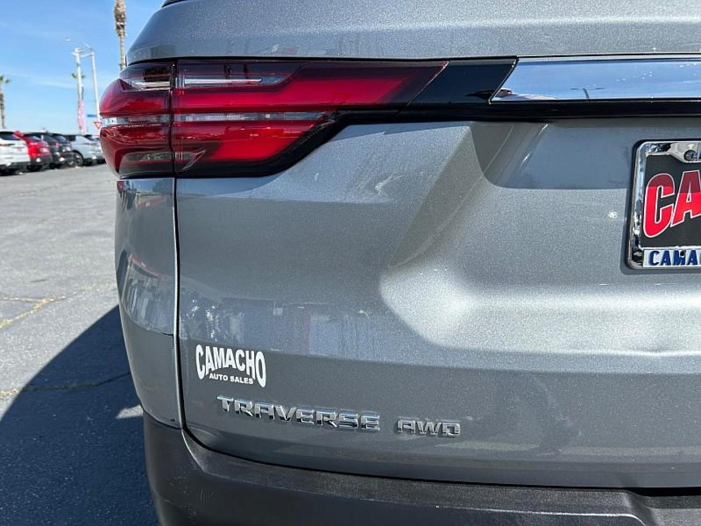 2023 GRAY Chevrolet Traverse (1GNEVGKW2PJ) with an V6 3.6 Liter engine, Automatic 9-Spd transmission, located at 412 Auto Vista Drive, Palmdale, 93551, (661) 945-0620, 34.592636, -118.136681 - Photo#11