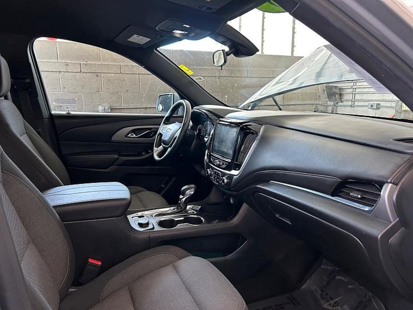 2023 GRAY Chevrolet Traverse (1GNEVGKW2PJ) with an V6 3.6 Liter engine, Automatic 9-Spd transmission, located at 412 Auto Vista Drive, Palmdale, 93551, (661) 945-0620, 34.592636, -118.136681 - Photo#30