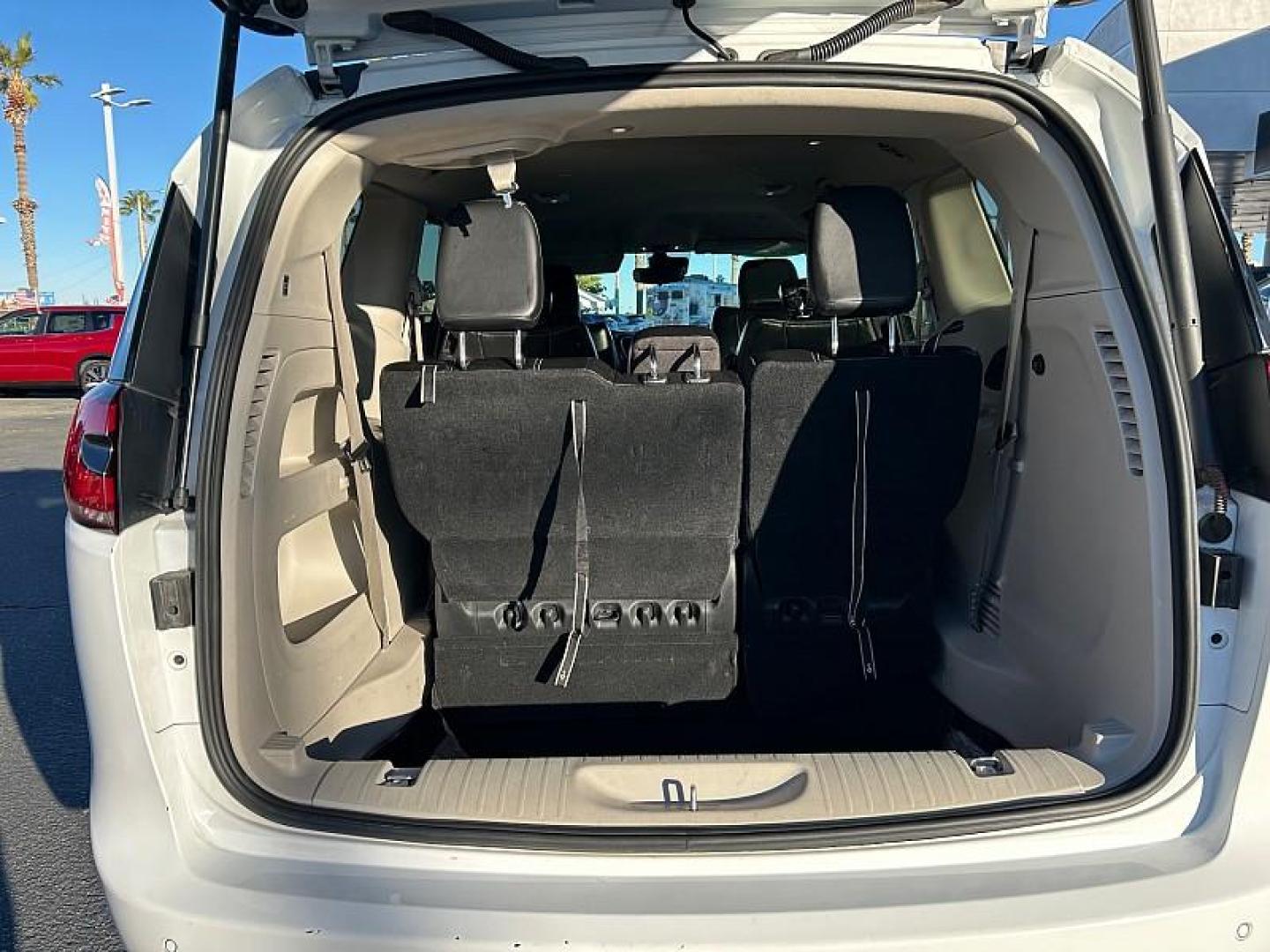 2023 WHITE Chrysler Pacifica (2C4RC1BG8PR) with an V6 3.6 Liter engine, Automatic 9-Spd transmission, located at 412 Auto Vista Drive, Palmdale, 93551, (661) 945-0620, 34.592636, -118.136681- Photo#15