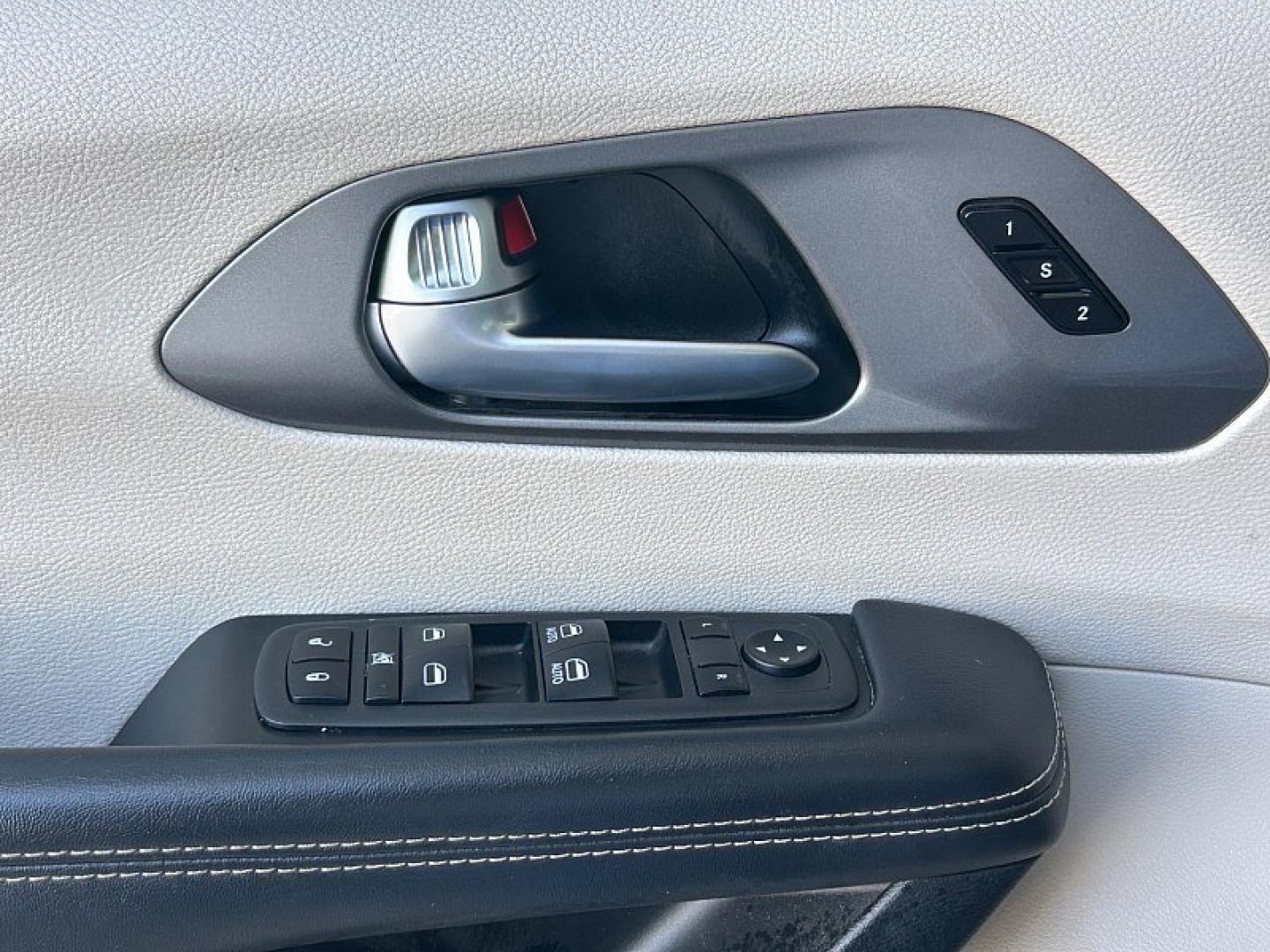 2023 Silver Chrysler Pacifica (2C4RC1BG2PR) with an V6 3.6 Liter engine, Automatic 9-Spd transmission, located at 412 Auto Vista Drive, Palmdale, 93551, (661) 945-0620, 34.592636, -118.136681- Photo#29