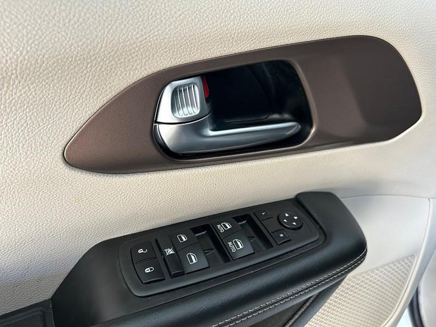 2023 Chrysler Voyager (2C4RC1CG7PR) with an V6 3.6 Liter engine, Automatic 9-Spd transmission, located at 412 Auto Vista Drive, Palmdale, 93551, (661) 945-0620, 34.592636, -118.136681 - Photo#27