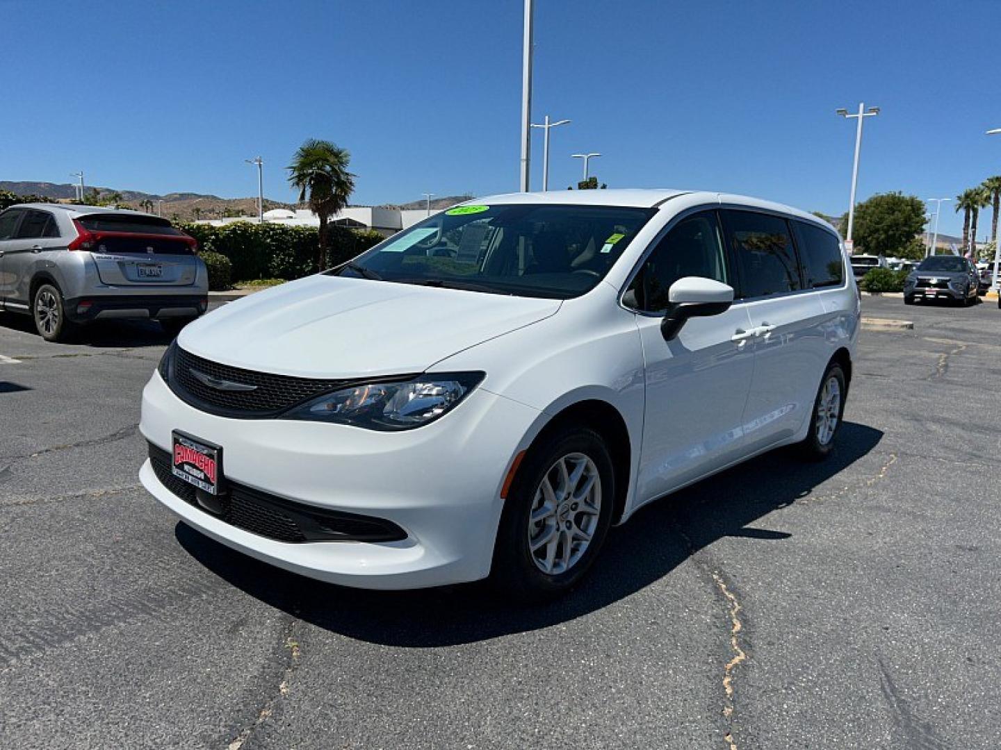 2023 White Chrysler Voyager (2C4RC1CG4PR) with an V6 3.6 Liter engine, Automatic 9-Spd transmission, located at 412 Auto Vista Drive, Palmdale, 93551, (661) 945-0620, 34.592636, -118.136681- Photo#2