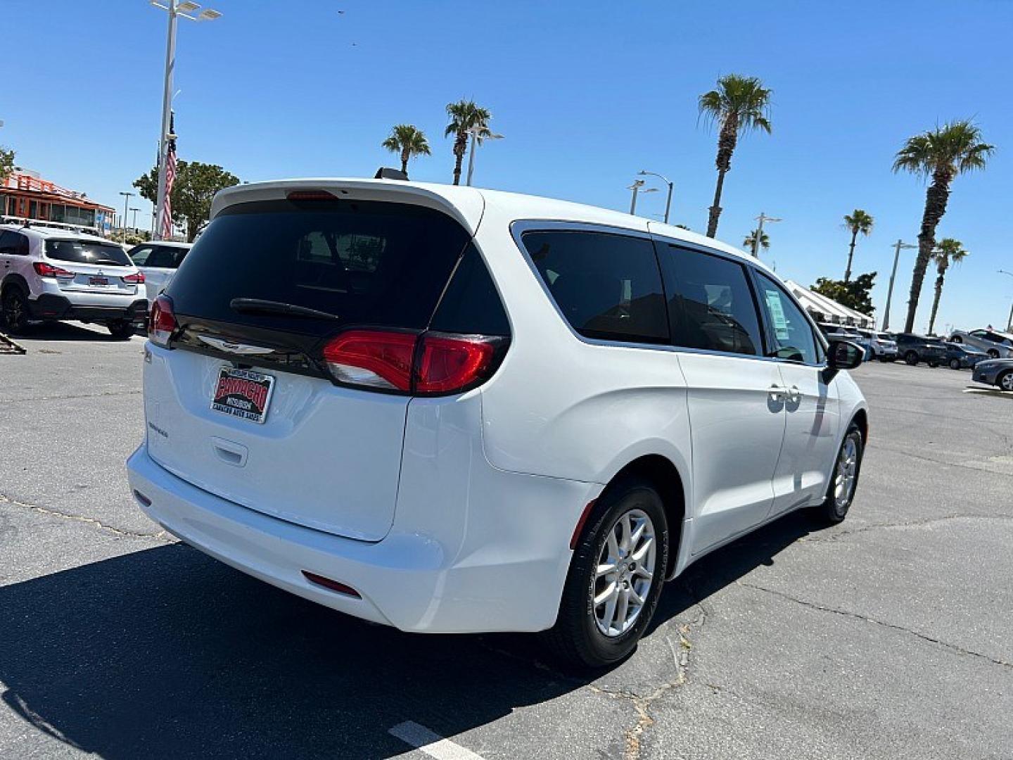 2023 White Chrysler Voyager (2C4RC1CG4PR) with an V6 3.6 Liter engine, Automatic 9-Spd transmission, located at 412 Auto Vista Drive, Palmdale, 93551, (661) 945-0620, 34.592636, -118.136681- Photo#5