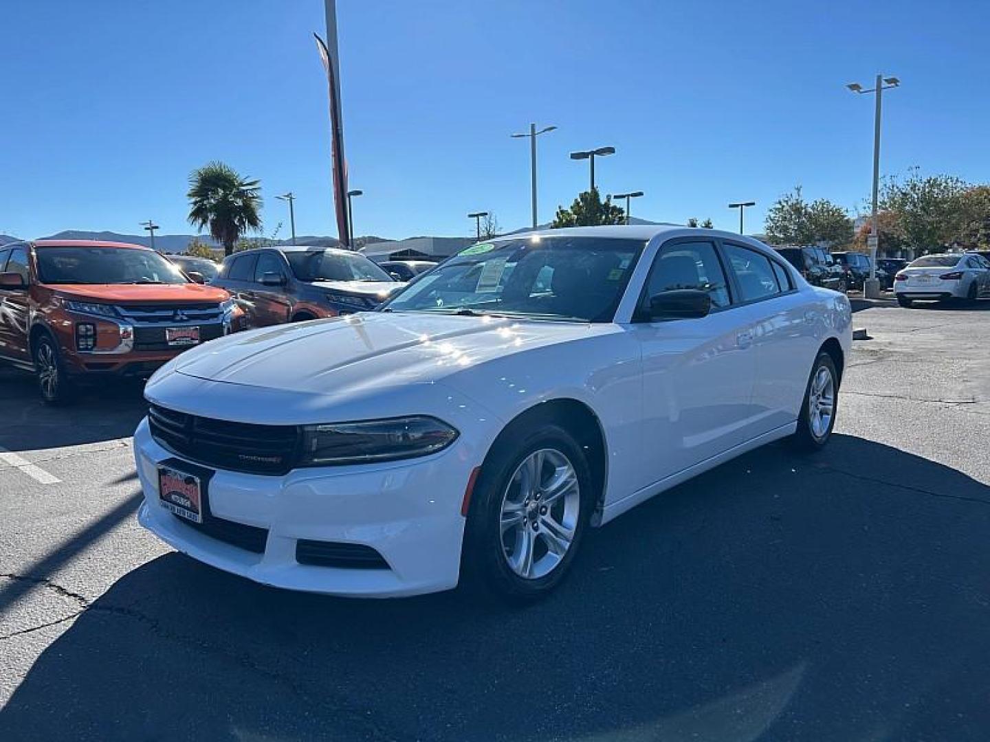 2023 WHITE Dodge Charger (2C3CDXBG9PH) with an V6 3.6 Liter engine, Automatic 8-Spd w/AutoStick transmission, located at 412 Auto Vista Drive, Palmdale, 93551, (661) 945-0620, 34.592636, -118.136681 - Photo#7