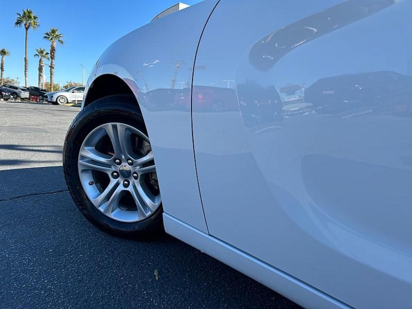 2023 WHITE Dodge Charger (2C3CDXBG9PH) with an V6 3.6 Liter engine, Automatic 8-Spd w/AutoStick transmission, located at 412 Auto Vista Drive, Palmdale, 93551, (661) 945-0620, 34.592636, -118.136681 - Photo#8