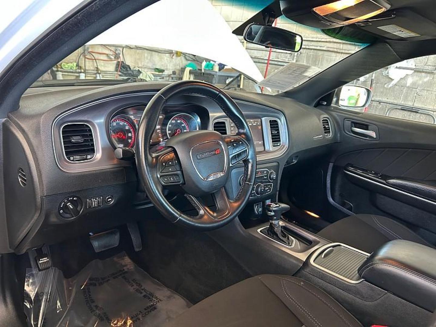 2023 WHITE Dodge Charger (2C3CDXBG9PH) with an V6 3.6 Liter engine, Automatic 8-Spd w/AutoStick transmission, located at 412 Auto Vista Drive, Palmdale, 93551, (661) 945-0620, 34.592636, -118.136681 - Photo#18