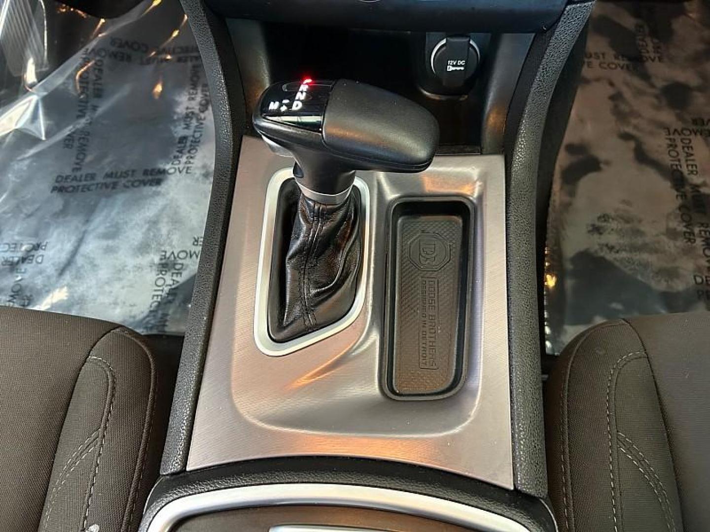2023 WHITE Dodge Charger (2C3CDXBG9PH) with an V6 3.6 Liter engine, Automatic 8-Spd w/AutoStick transmission, located at 412 Auto Vista Drive, Palmdale, 93551, (661) 945-0620, 34.592636, -118.136681 - Photo#19