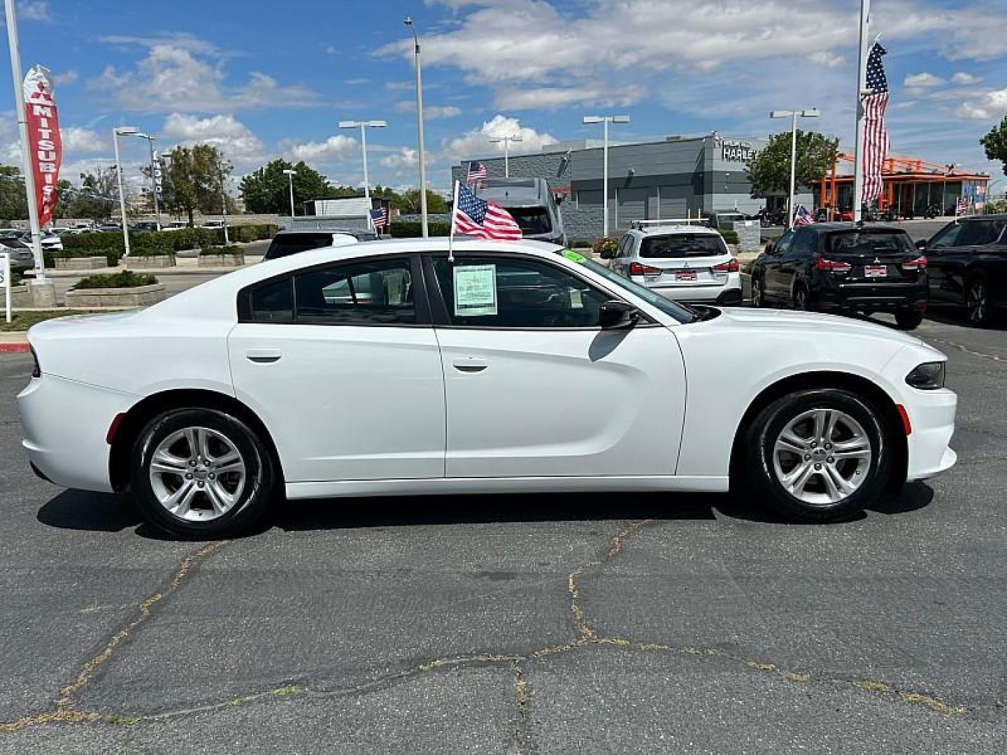 2023 WHITE Dodge Charger (2C3CDXBG1PH) with an V6 3.6 Liter engine, Automatic 8-Spd w/AutoStick transmission, located at 412 Auto Vista Drive, Palmdale, 93551, (661) 945-0620, 34.592636, -118.136681 - Photo#7