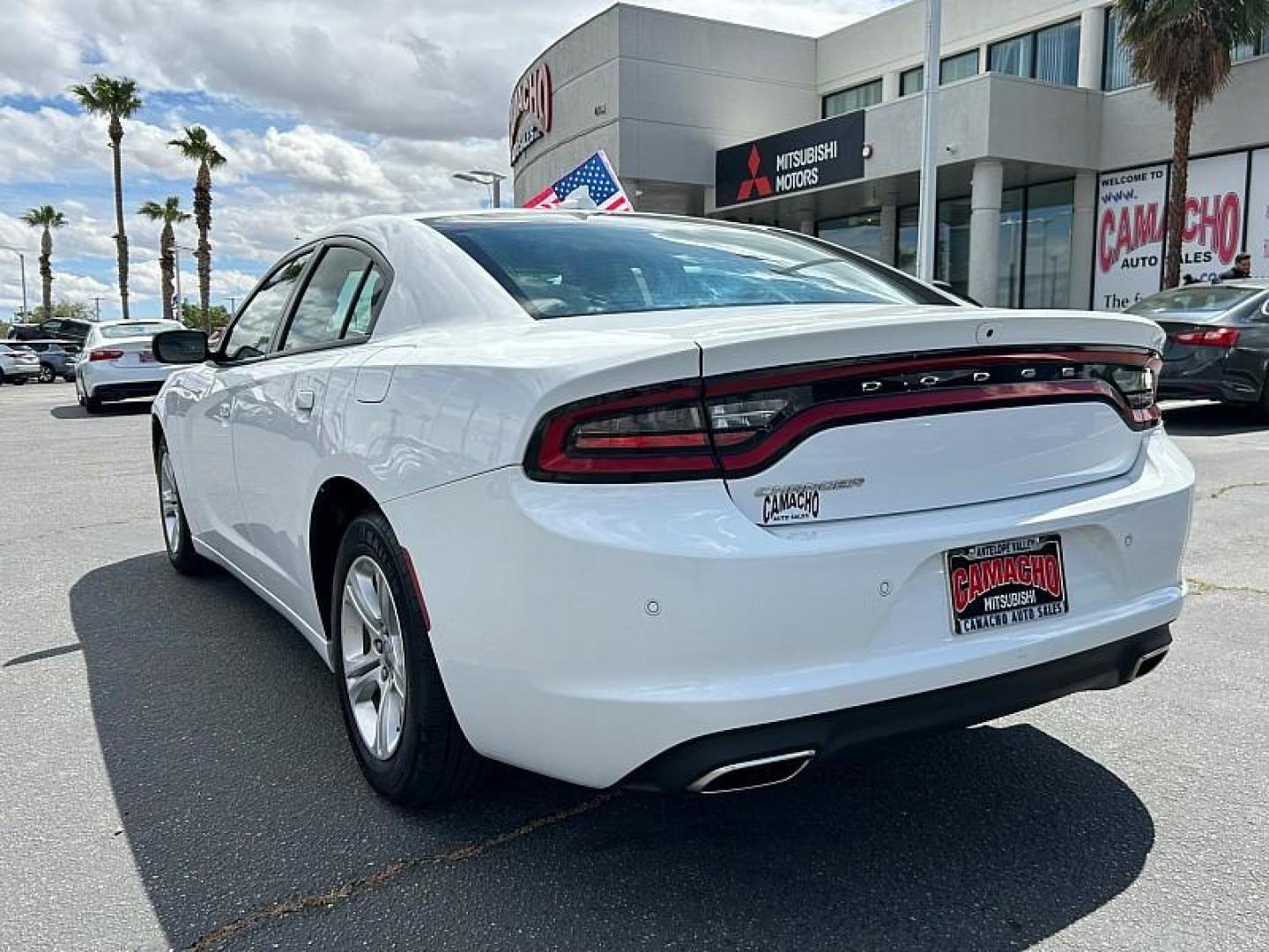 2023 WHITE Dodge Charger (2C3CDXBG1PH) with an V6 3.6 Liter engine, Automatic 8-Spd w/AutoStick transmission, located at 412 Auto Vista Drive, Palmdale, 93551, (661) 945-0620, 34.592636, -118.136681 - Photo#4