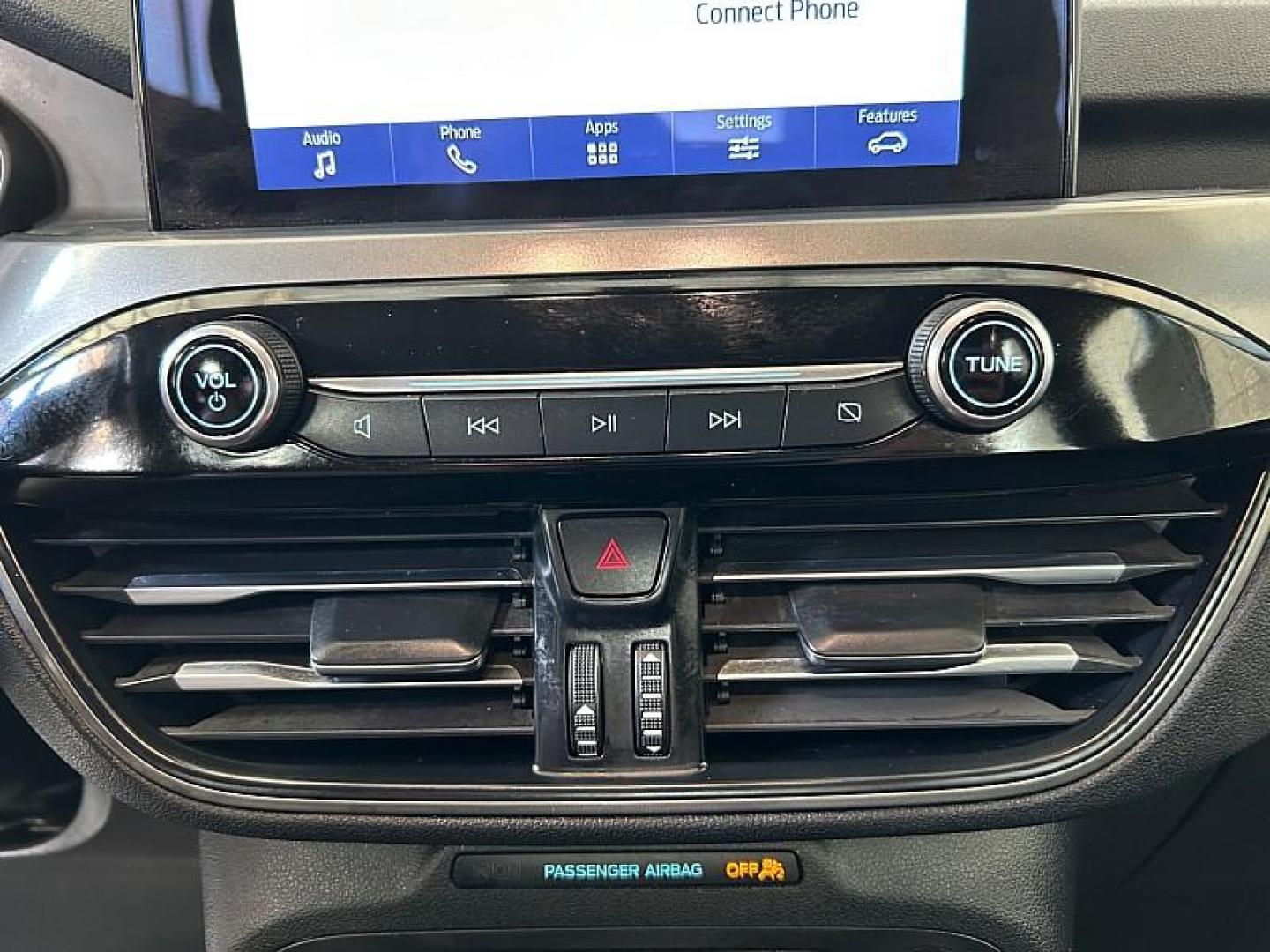 2023 WHITE Ford Escape (1FMCU0GN7PU) with an 3-Cyl EcoBoost Turbo 1.5 Liter engine, Automatic transmission, located at 412 Auto Vista Drive, Palmdale, 93551, (661) 945-0620, 34.592636, -118.136681 - Photo#23